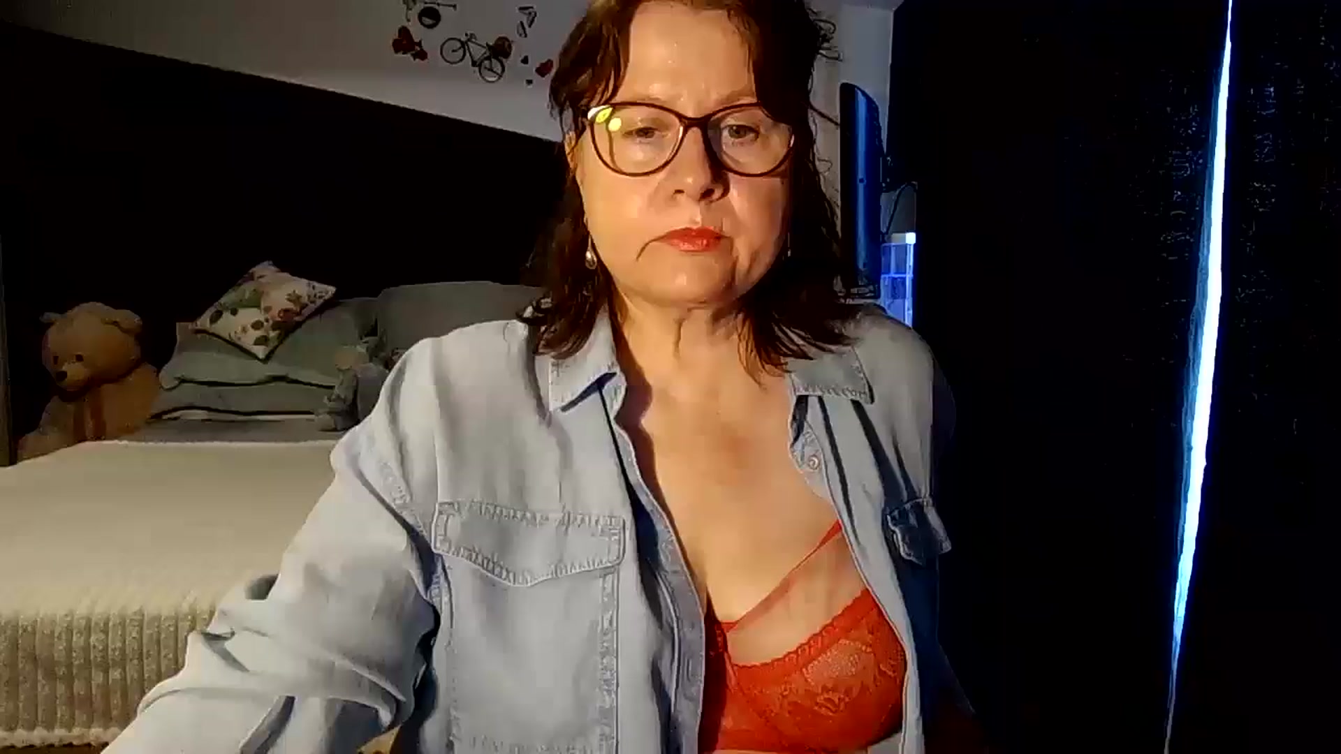 Gallery image thumbnail from autumnlove's myfreecams stream on, 05/05/2026, 15:18 image 17 of 20