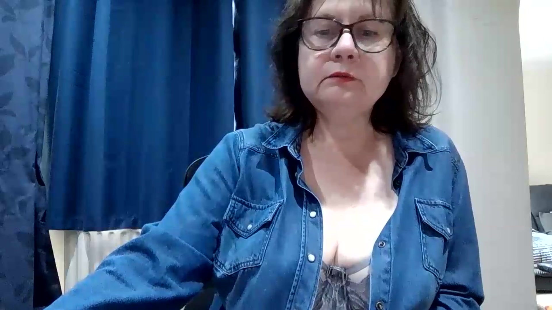 Gallery image thumbnail from autumnlove's myfreecams stream on, 05/31/2026, 13:37 image 4 of 20