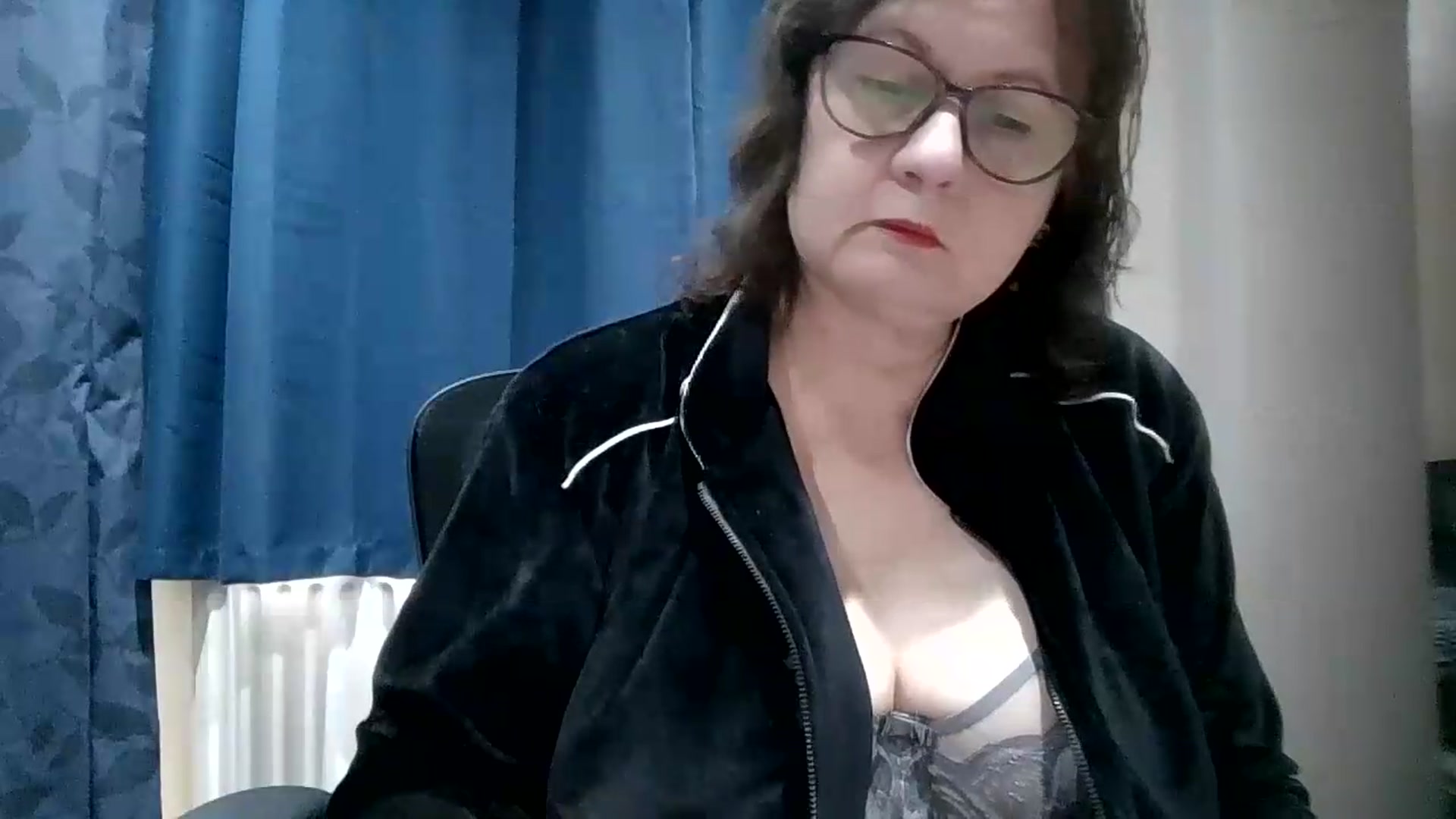 Gallery image thumbnail from autumnlove's myfreecams stream on, 06/08/2026, 13:39 image 4 of 20