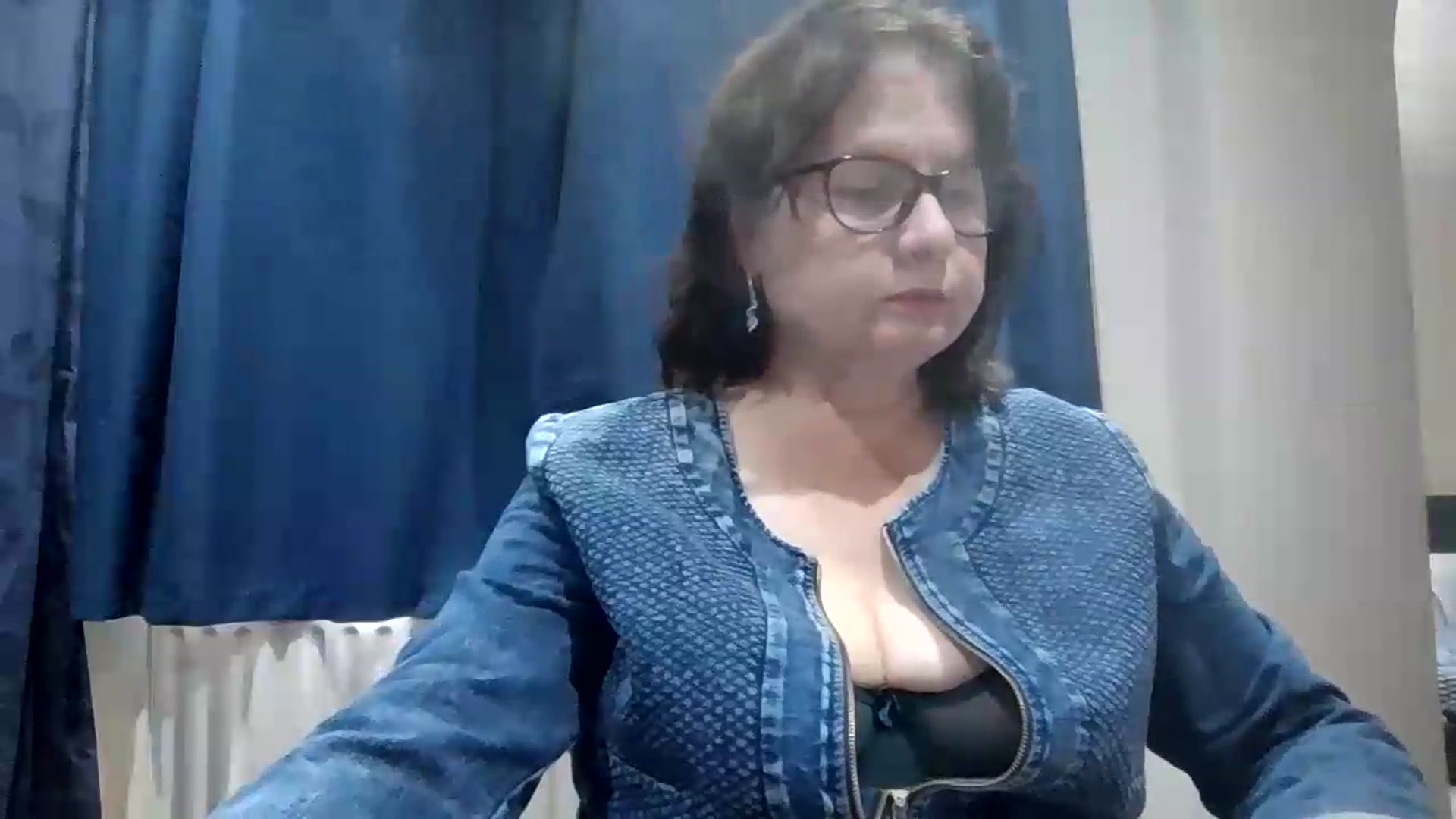 Gallery image thumbnail from autumnlove's myfreecams stream on, 06/21/2026, 14:54 image 7 of 20