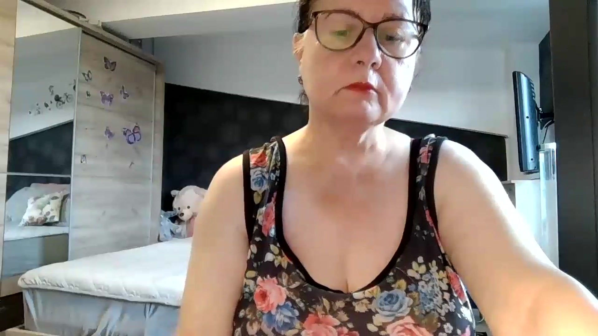 Gallery image thumbnail from autumnlove's myfreecams stream on, 07/10/2026, 15:03 image 19 of 20