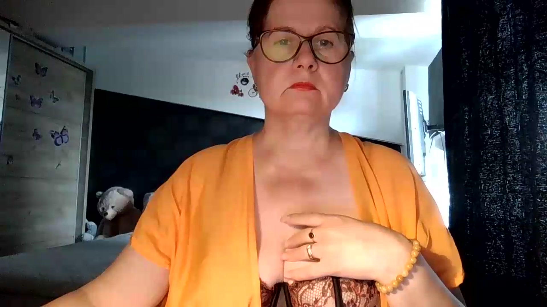 Gallery image thumbnail from autumnlove's myfreecams stream on, 08/06/2026, 10:50 image 10 of 20
