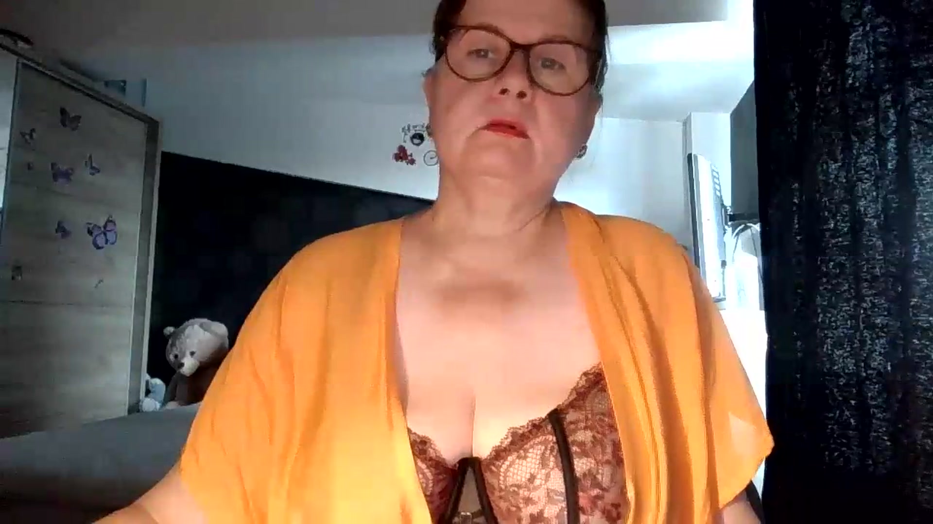 Gallery image thumbnail from autumnlove's myfreecams stream on, 08/06/2026, 10:50 image 7 of 20