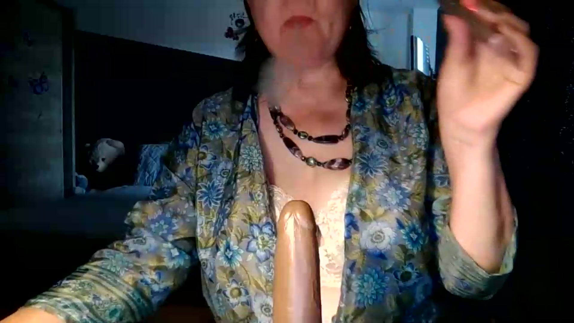 Gallery image thumbnail from autumnlove's myfreecams stream on, 08/21/2026, 13:31 image 10 of 20