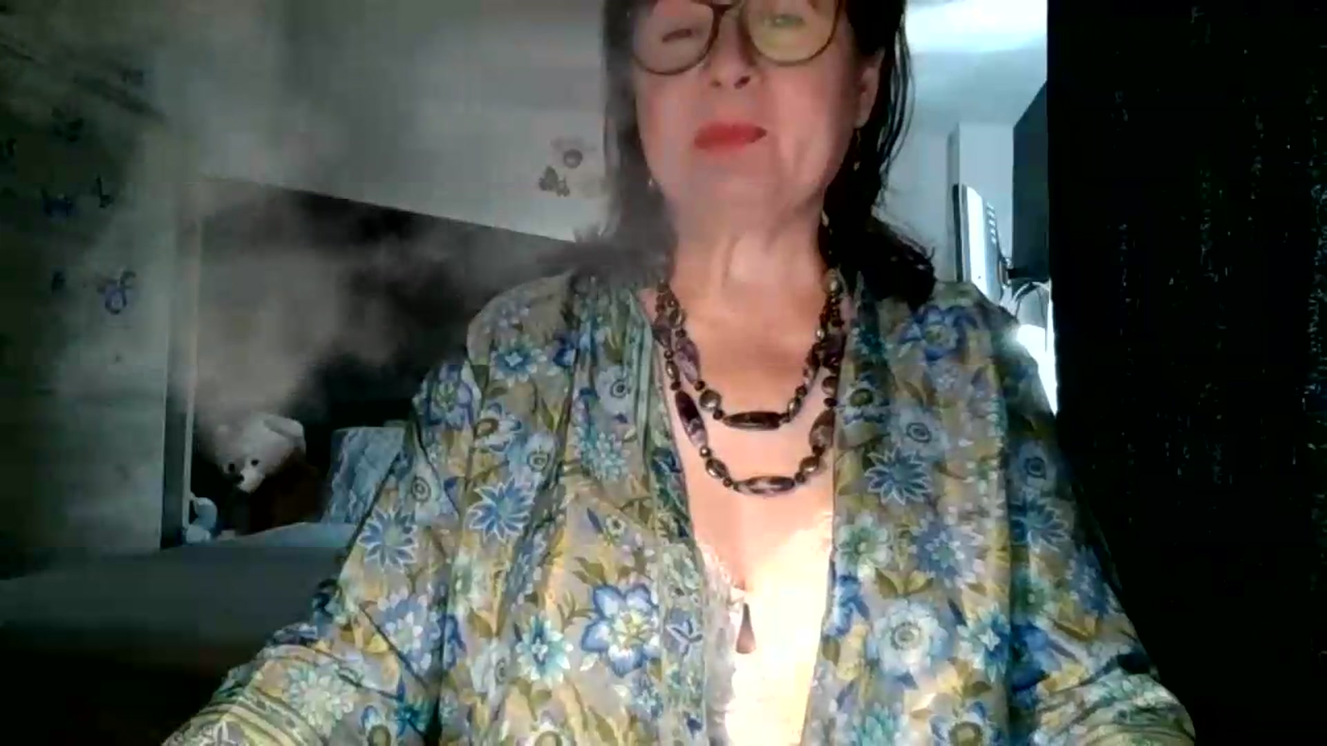 Gallery image thumbnail from autumnlove's myfreecams stream on, 08/21/2026, 13:31 image 3 of 20