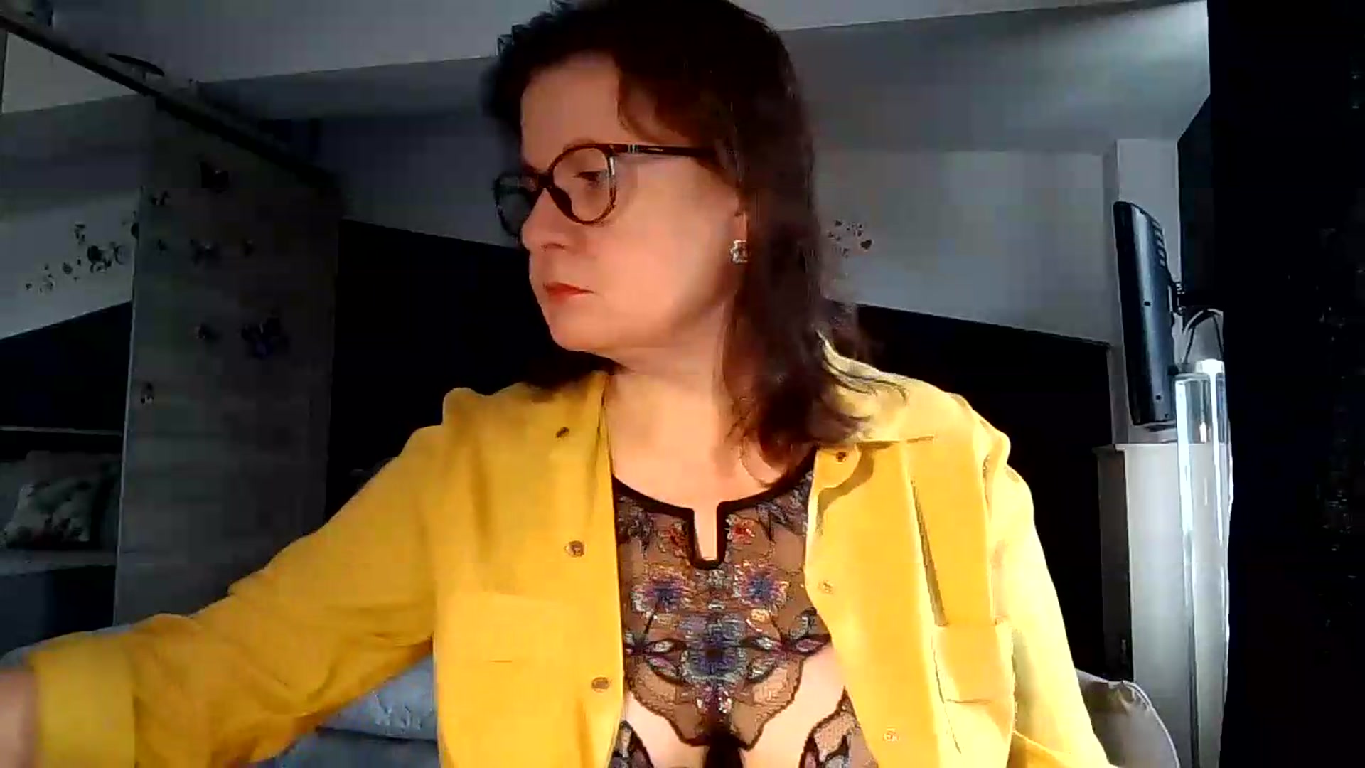 Gallery image thumbnail from autumnlove's myfreecams stream on, 08/26/2026, 18:21 image 5 of 20