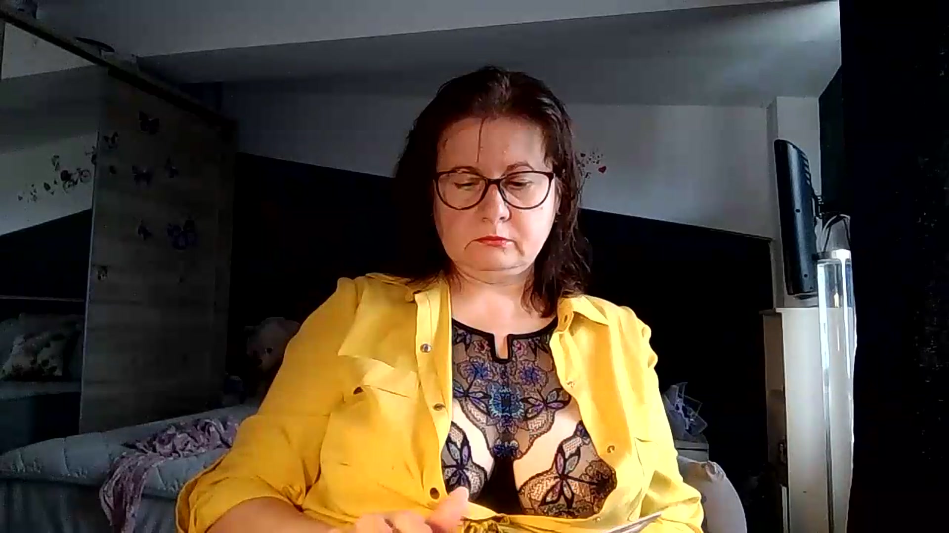 Gallery image thumbnail from autumnlove's myfreecams stream on, 08/26/2026, 18:21 image 11 of 20