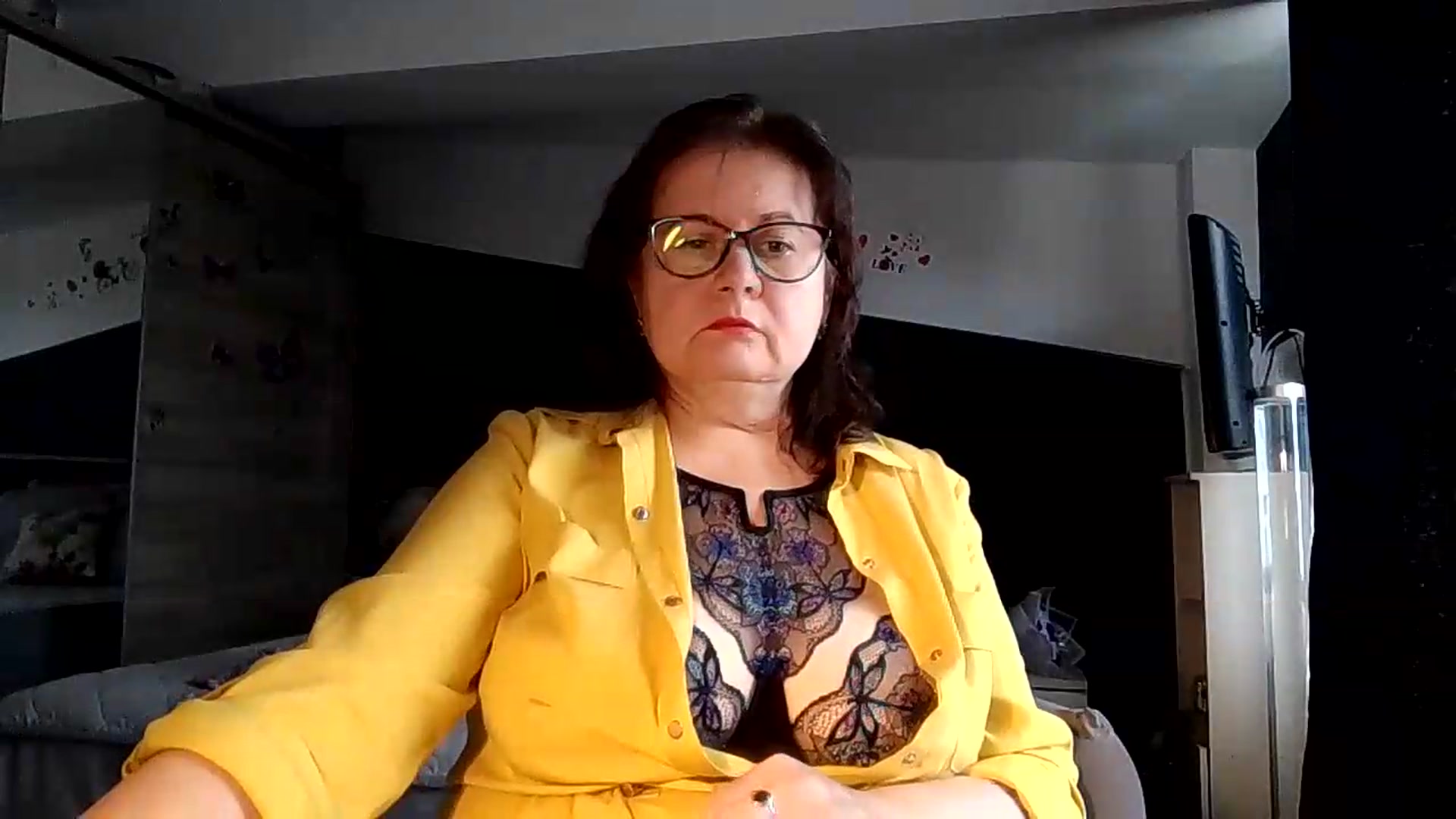 Gallery image thumbnail from autumnlove's myfreecams stream on, 08/26/2026, 18:21 image 12 of 20