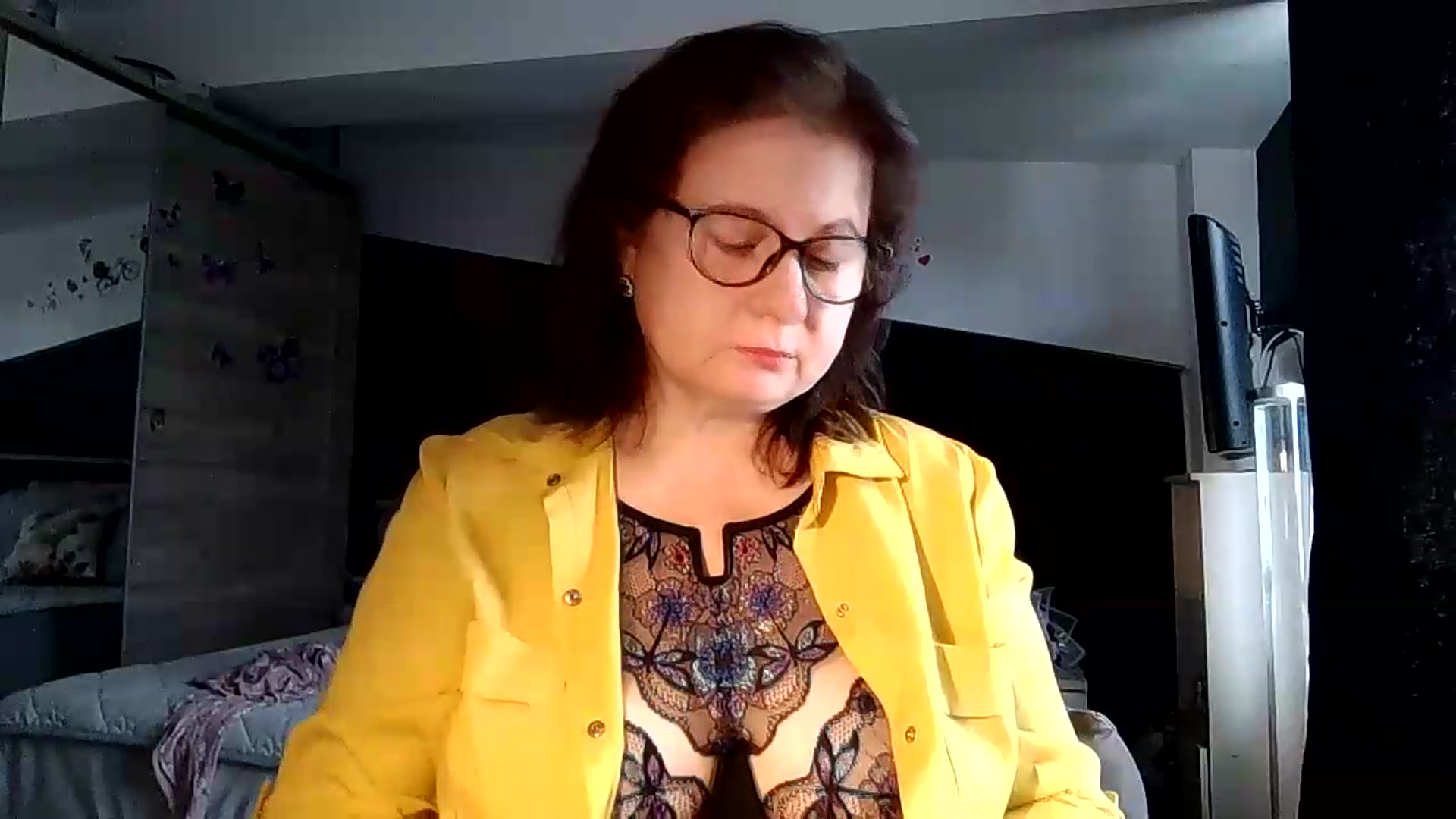 Gallery image thumbnail from autumnlove's myfreecams stream on, 08/26/2026, 18:21 image 16 of 20