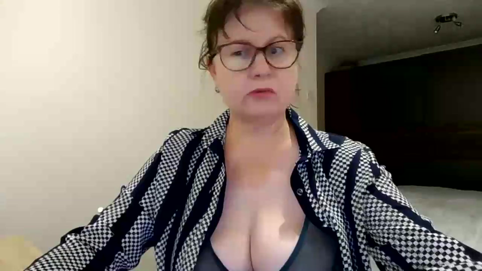 Gallery image thumbnail from autumnlove's myfreecams stream on, 09/25/2026, 16:07 image 20 of 20