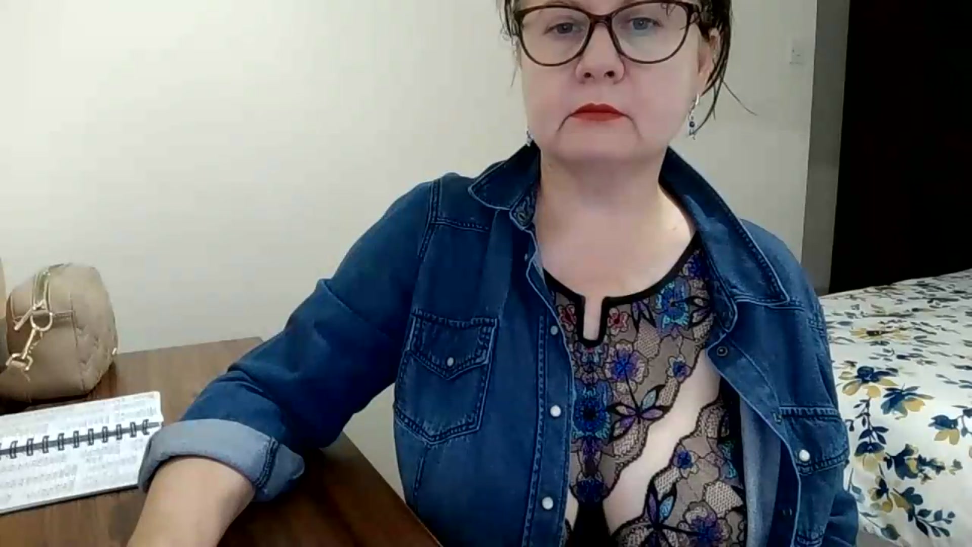 Gallery image thumbnail from autumnlove's myfreecams stream on, 10/03/2026, 13:31 image 4 of 20