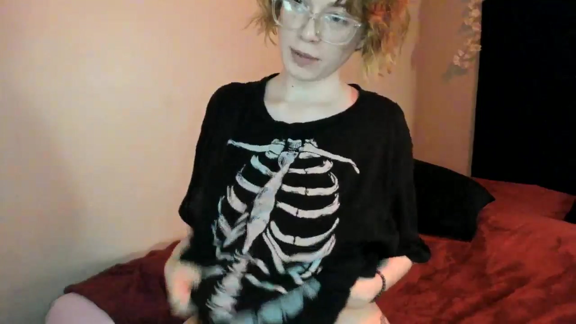 Gallery image thumbnail from ava_x_green's myfreecams stream on, 05/27/2025, 11:56 image 11 of 20