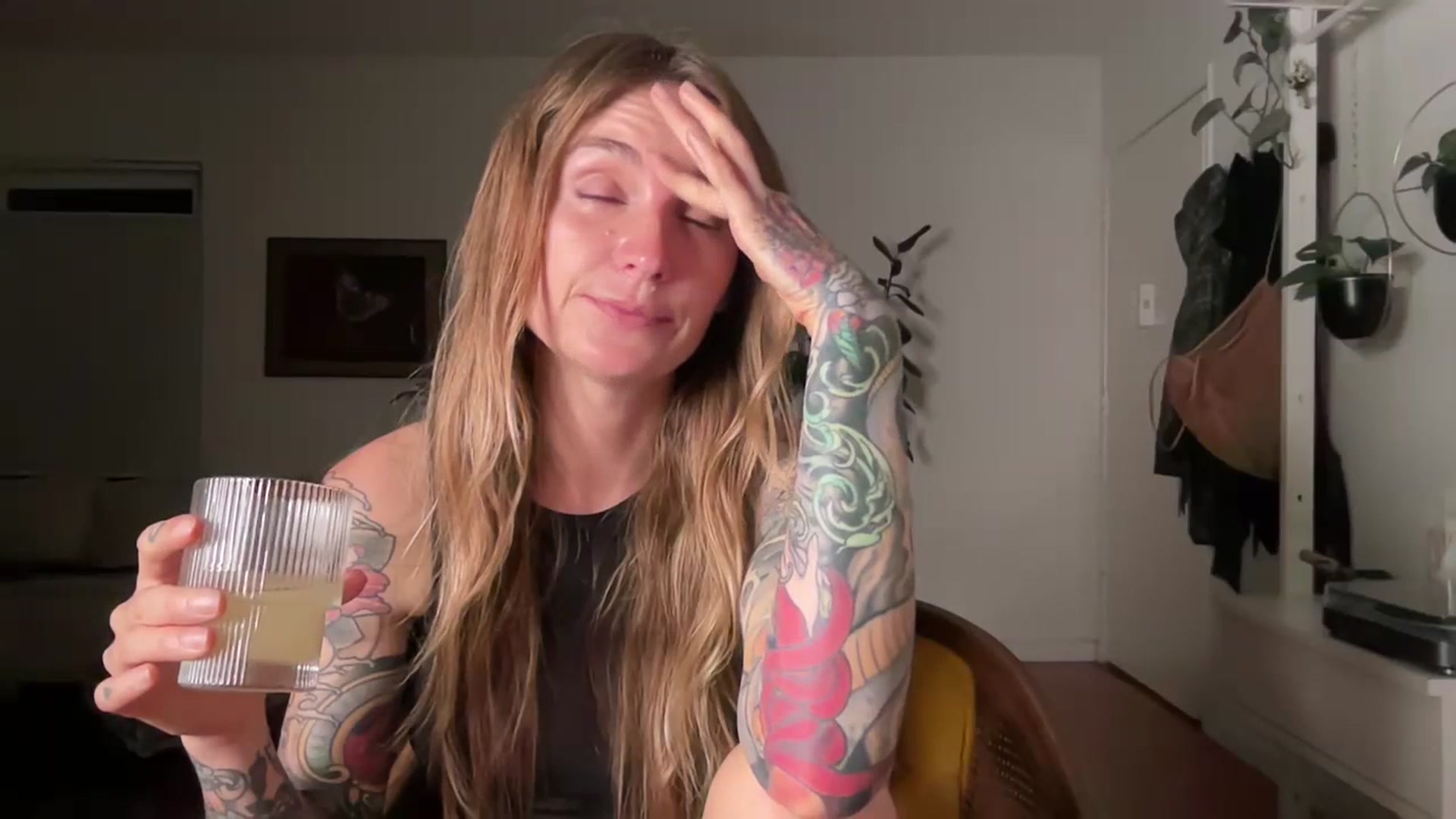 Gallery image thumbnail from avajane's myfreecams stream on, 07/03/2023, 06:55 image 11 of 20