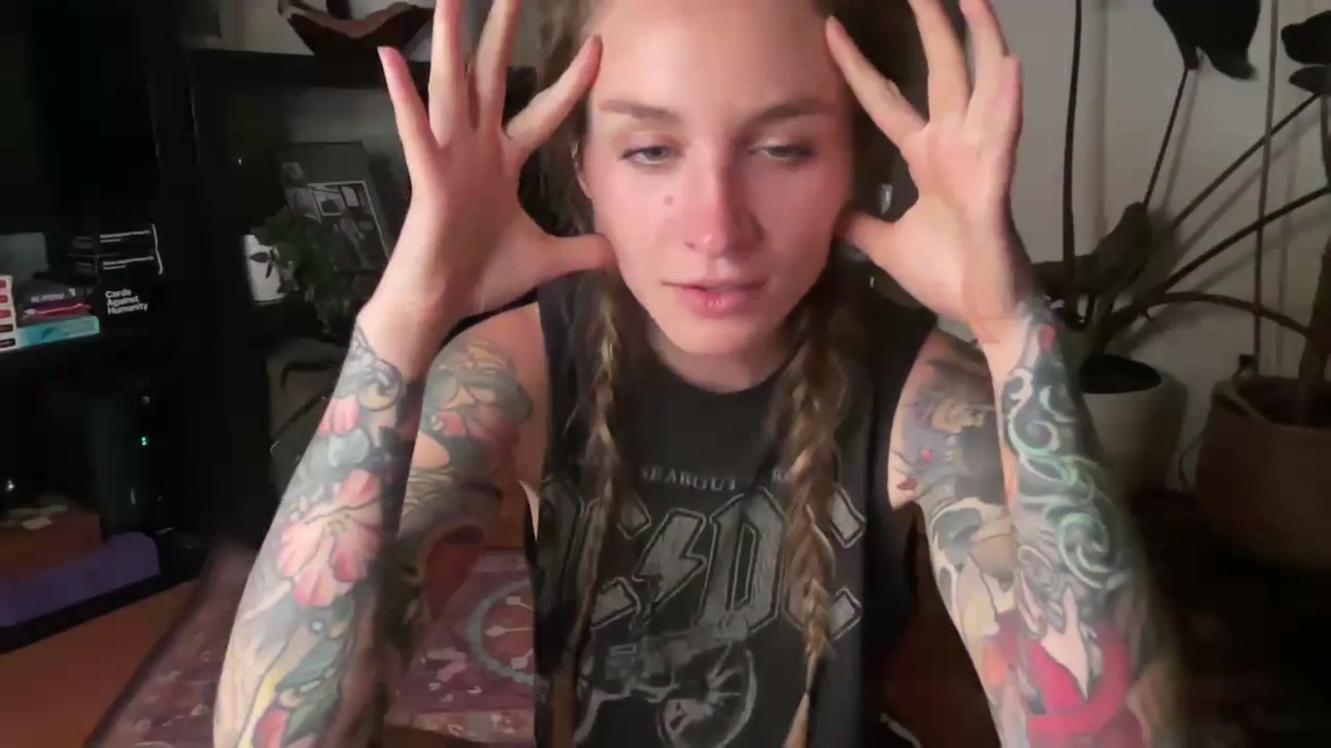 Gallery image thumbnail from avajane's myfreecams stream on, 07/08/2023, 06:29 image 10 of 20