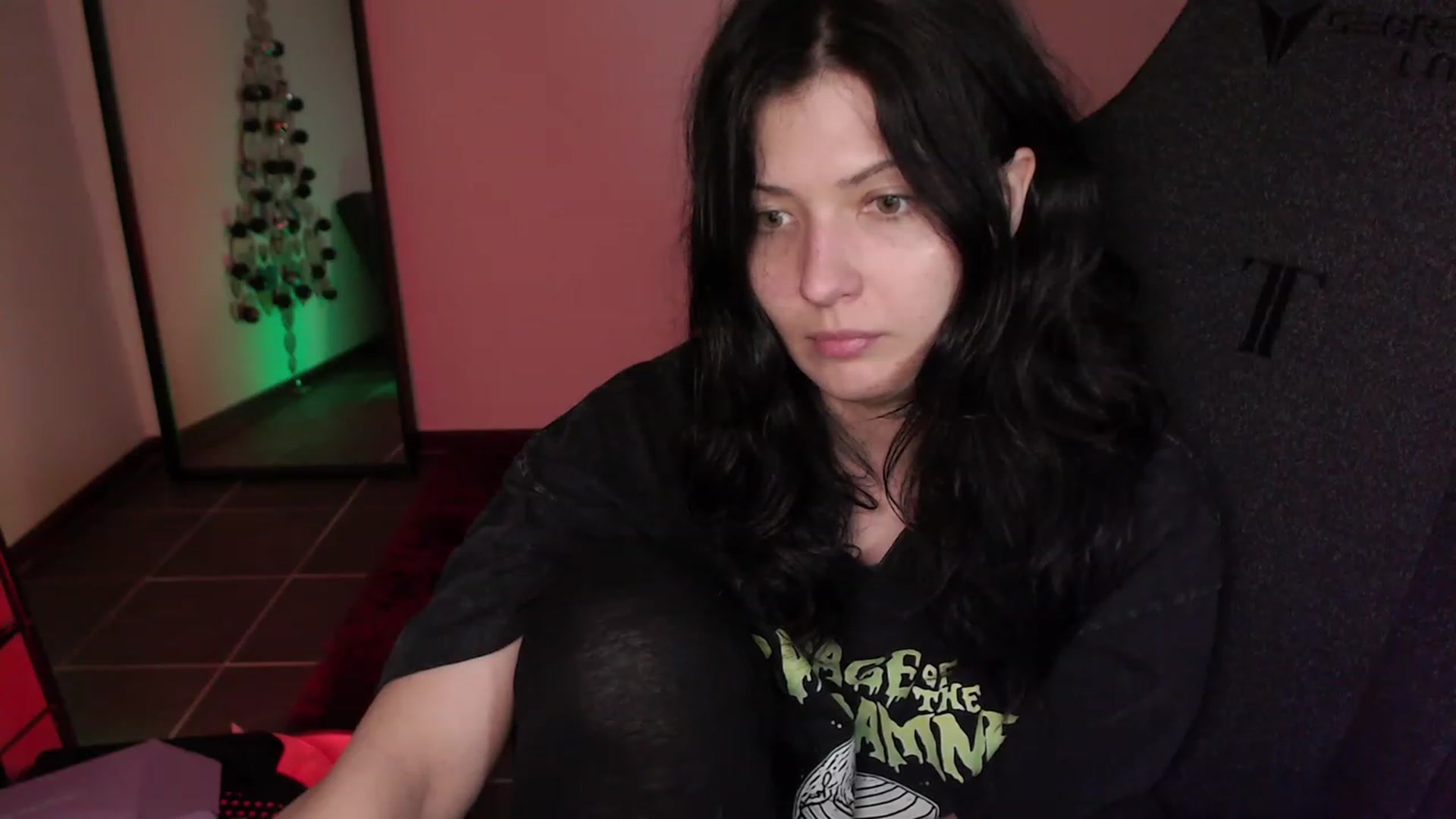 Gallery image thumbnail from average's myfreecams stream on, 12/24/2023, 03:02 image 20 of 20
