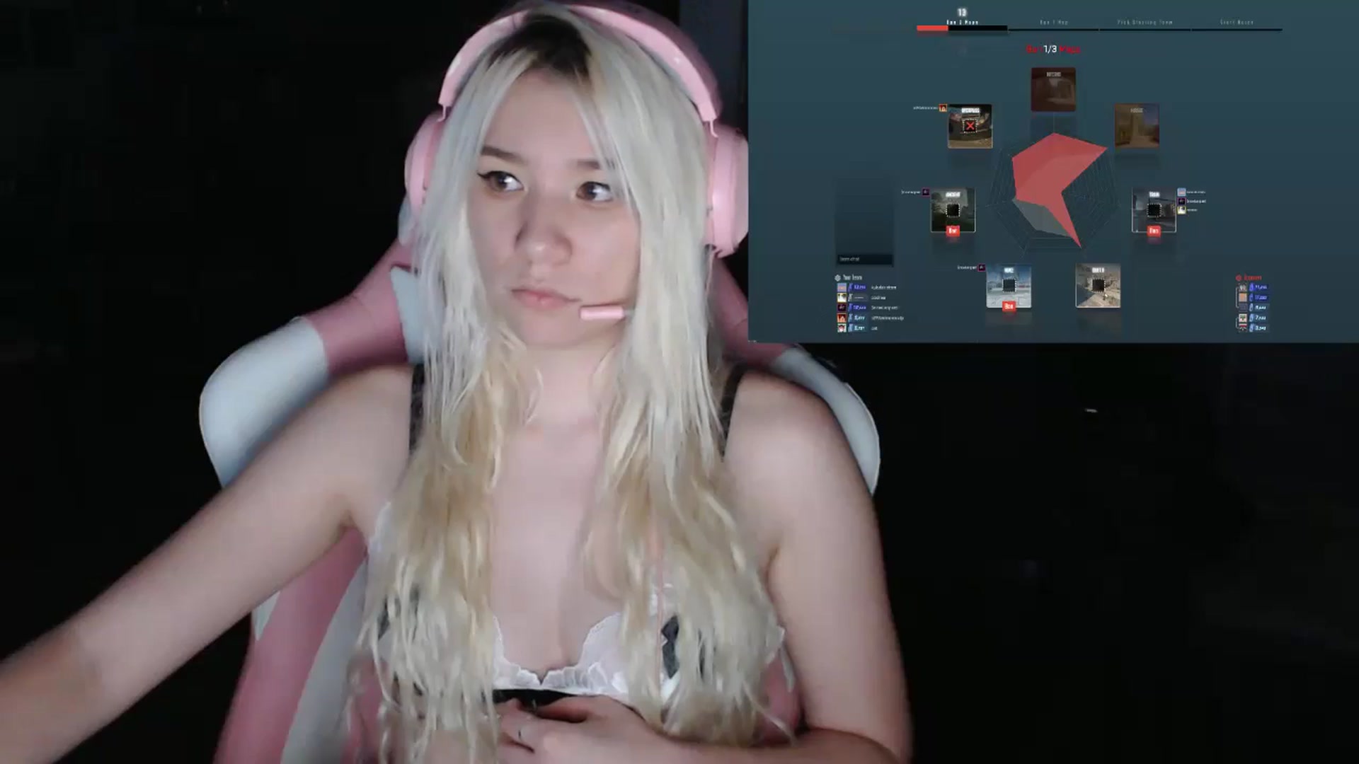 Gallery image thumbnail from awimomo's myfreecams stream on, 09/09/2025, 10:18 image 7 of 20