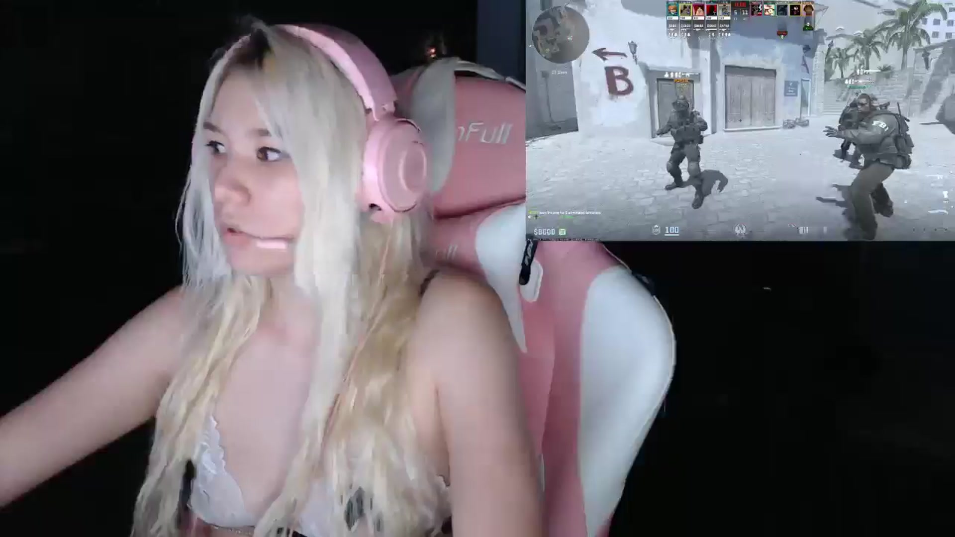 Gallery image thumbnail from awimomo's myfreecams stream on, 09/09/2025, 10:18 image 6 of 20
