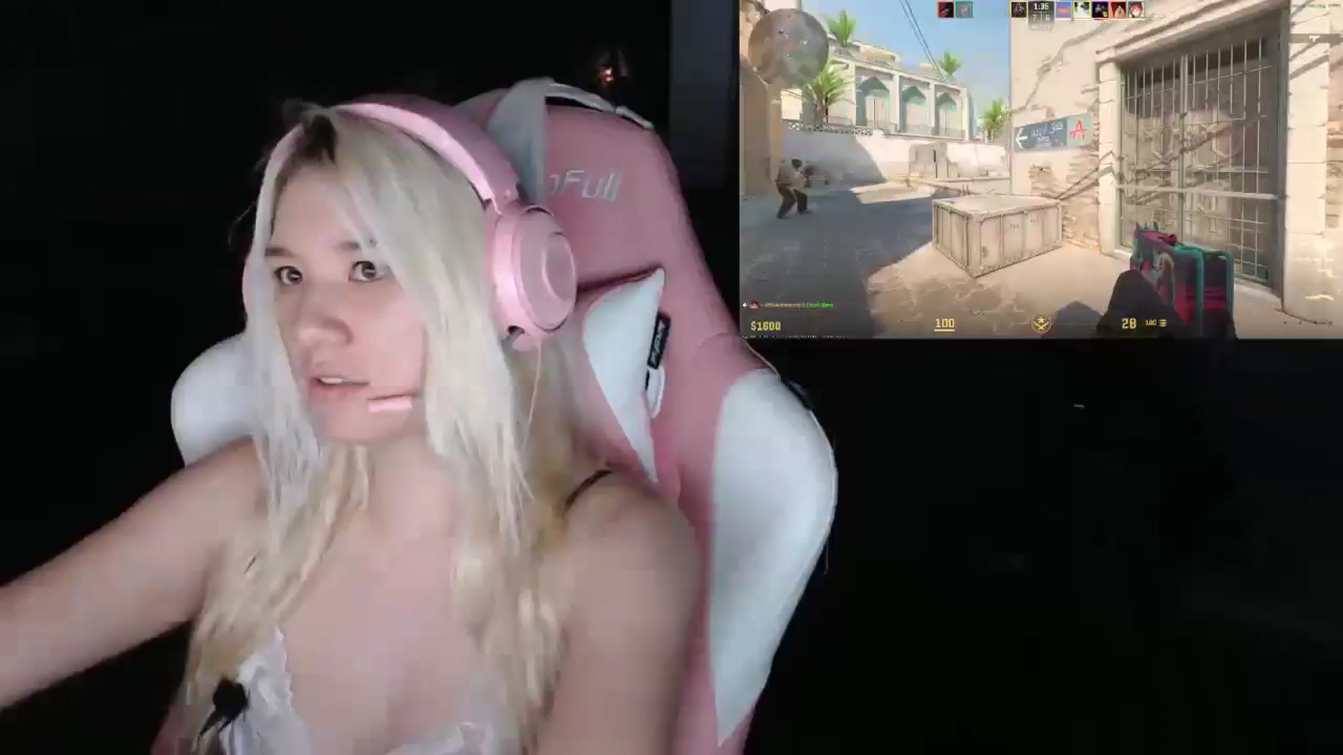 Gallery image thumbnail from awimomo's myfreecams stream on, 09/09/2025, 10:18 image 11 of 20