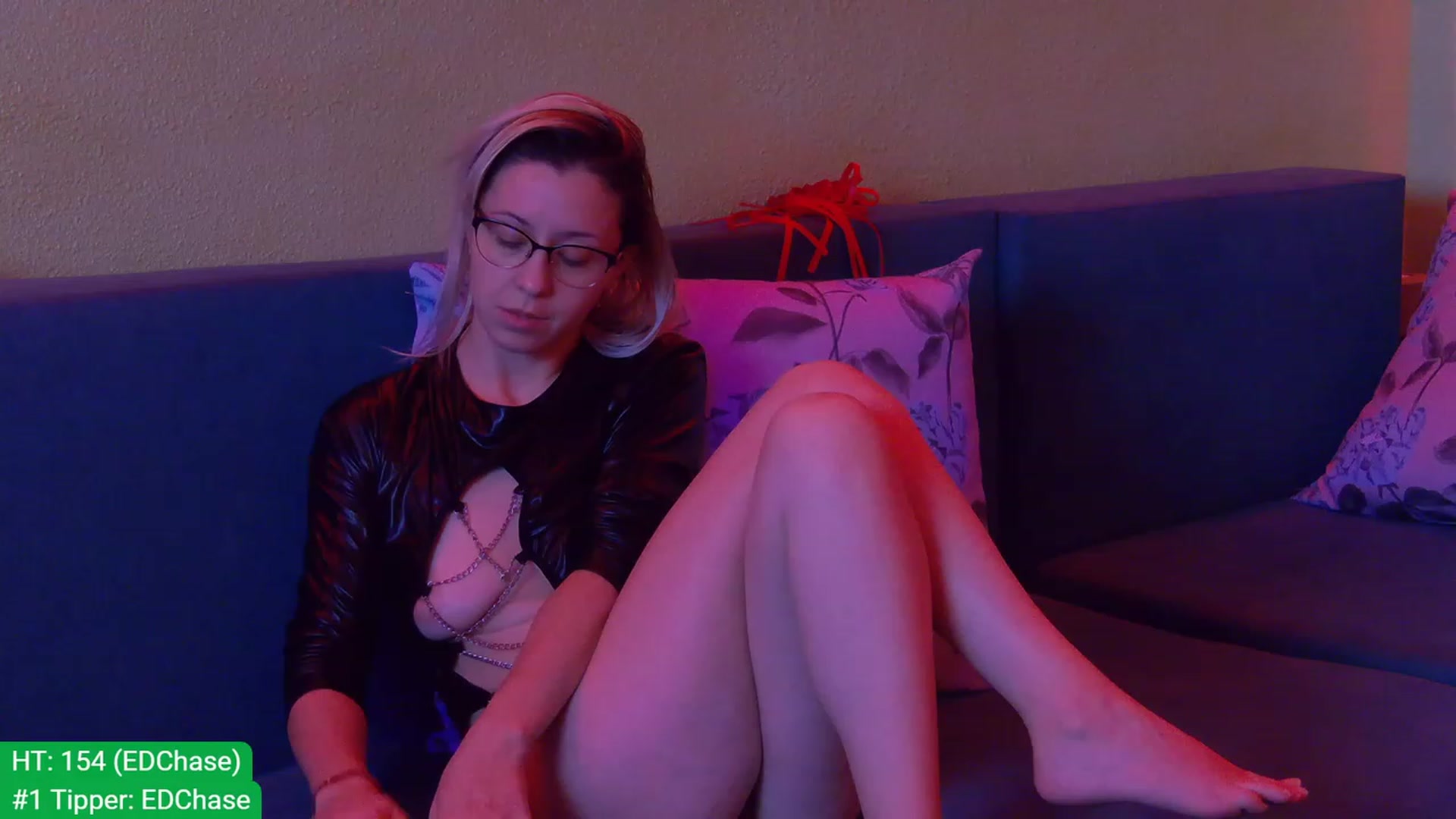 Gallery image thumbnail from aydenbelle's myfreecams stream on, 12/05/2022, 03:58 image 18 of 20