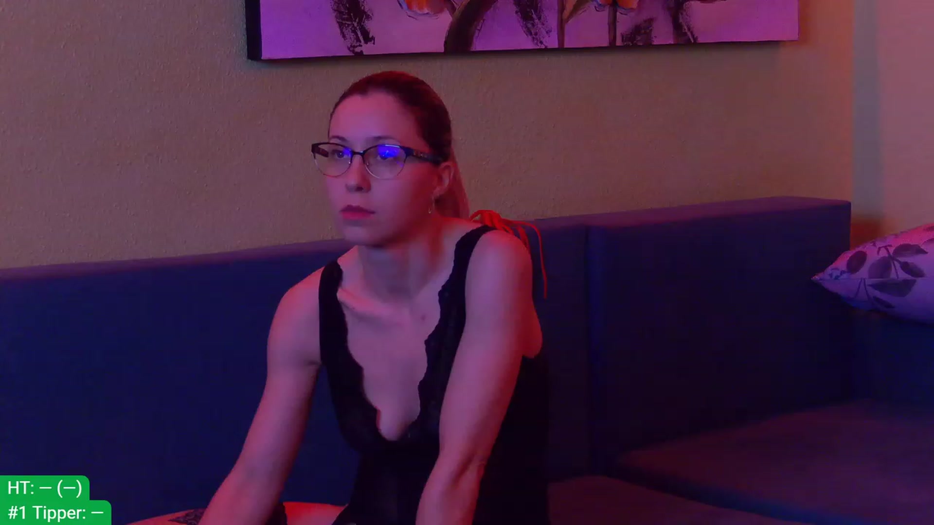 Gallery image thumbnail from aydenbelle's myfreecams stream on, 12/08/2022, 24:04 image 1 of 20