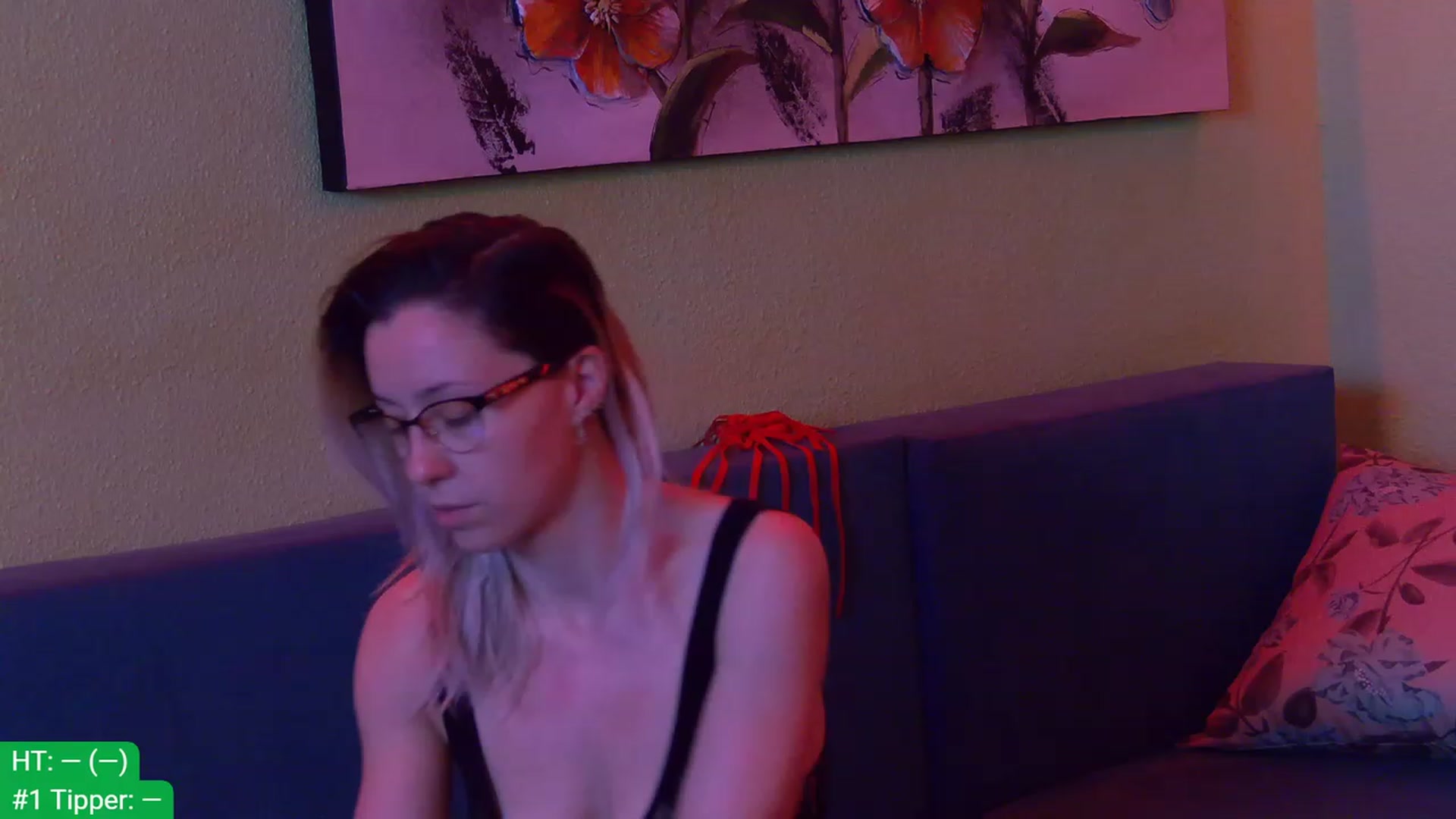 Gallery image thumbnail from aydenbelle's myfreecams stream on, 03/23/2023, 04:04 image 10 of 20