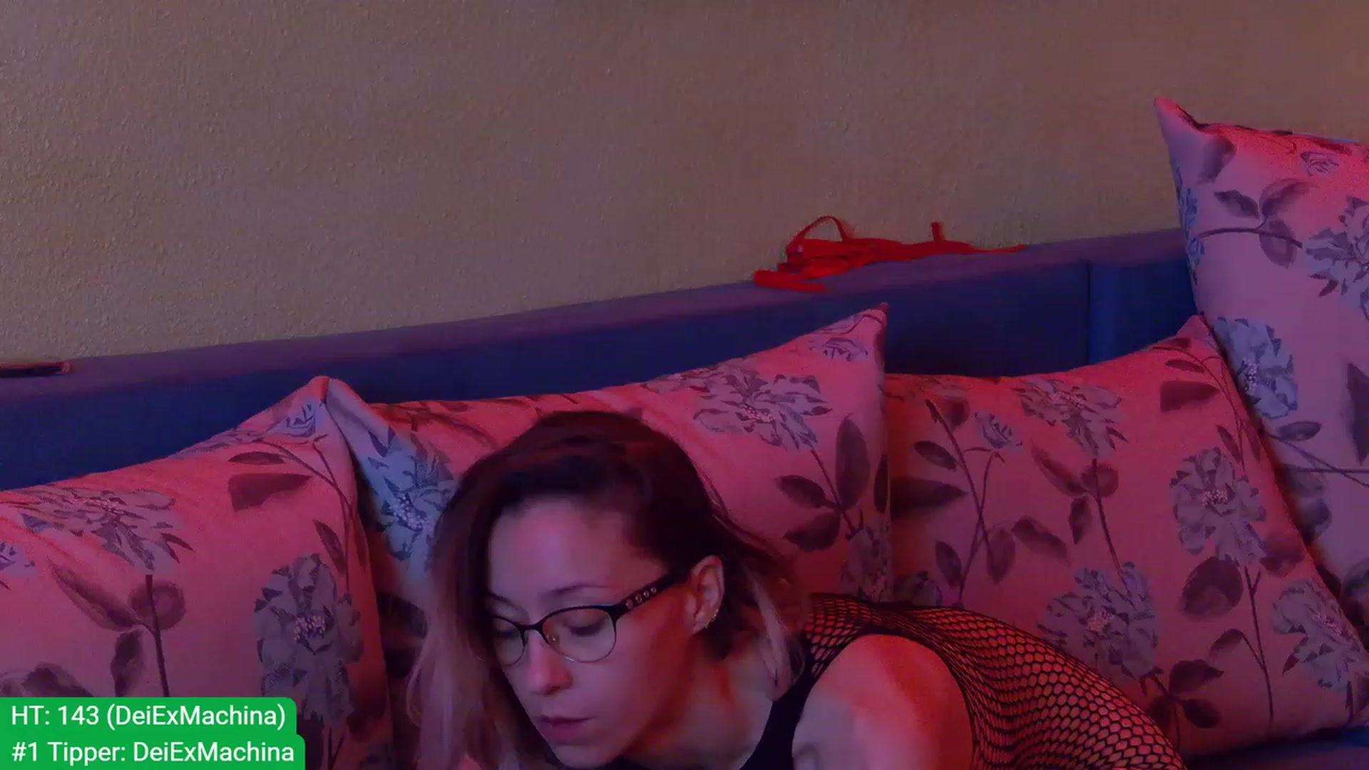 Gallery image thumbnail from aydenbelle's myfreecams stream on, 10/03/2023, 02:58 image 17 of 20