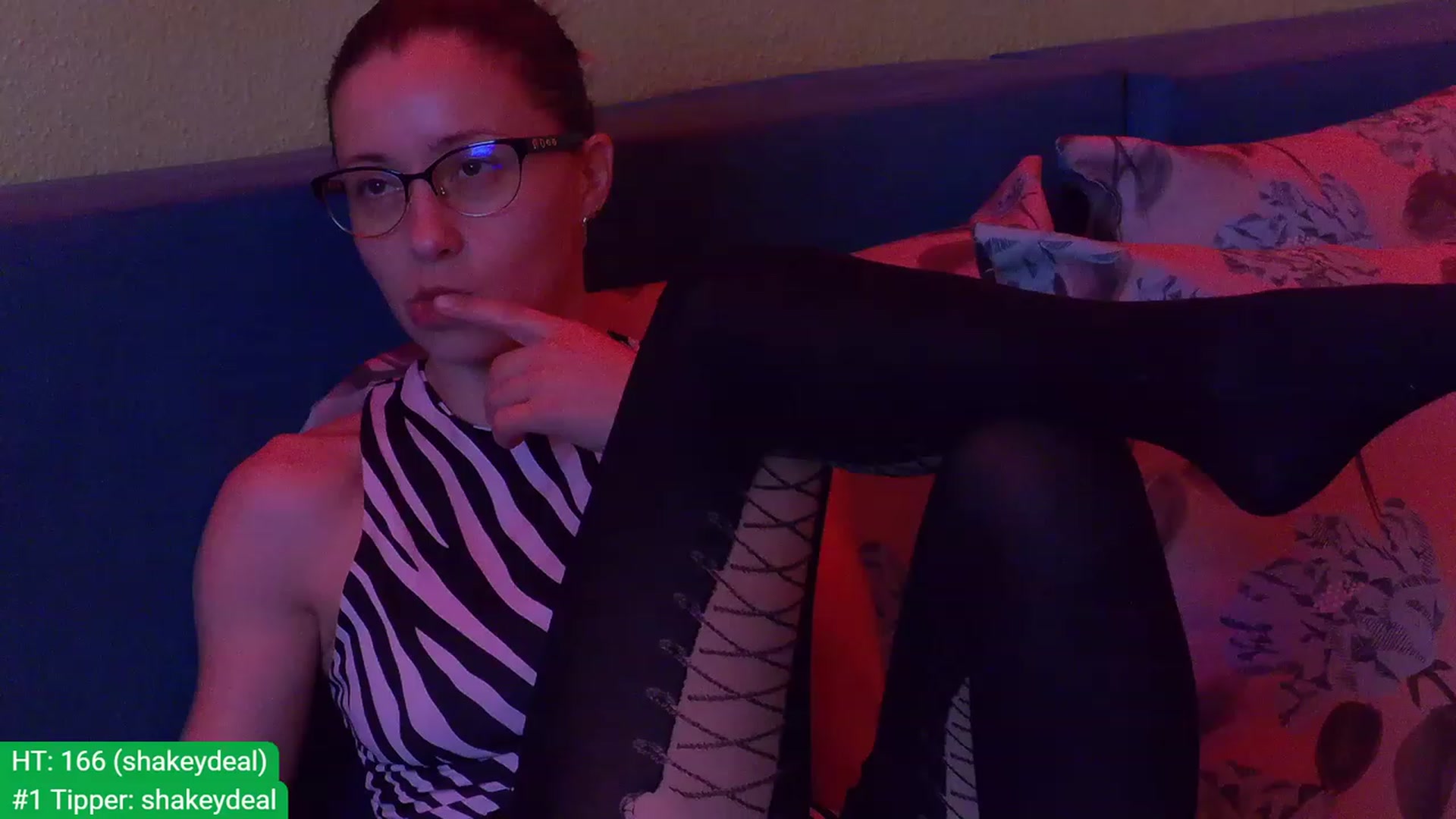 Gallery image thumbnail from aydenbelle's myfreecams stream on, 10/29/2023, 04:14 image 14 of 20