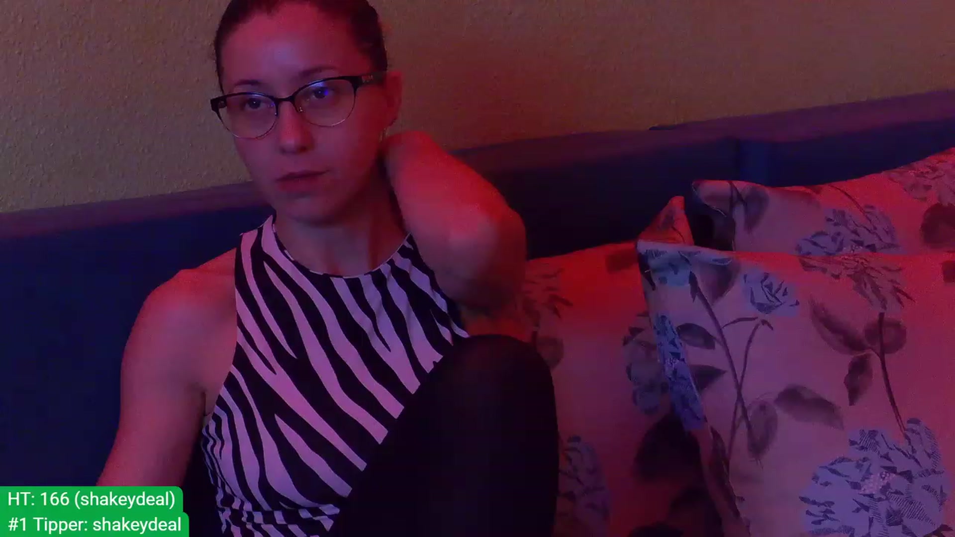 Gallery image thumbnail from aydenbelle's myfreecams stream on, 10/29/2023, 04:14 image 16 of 20