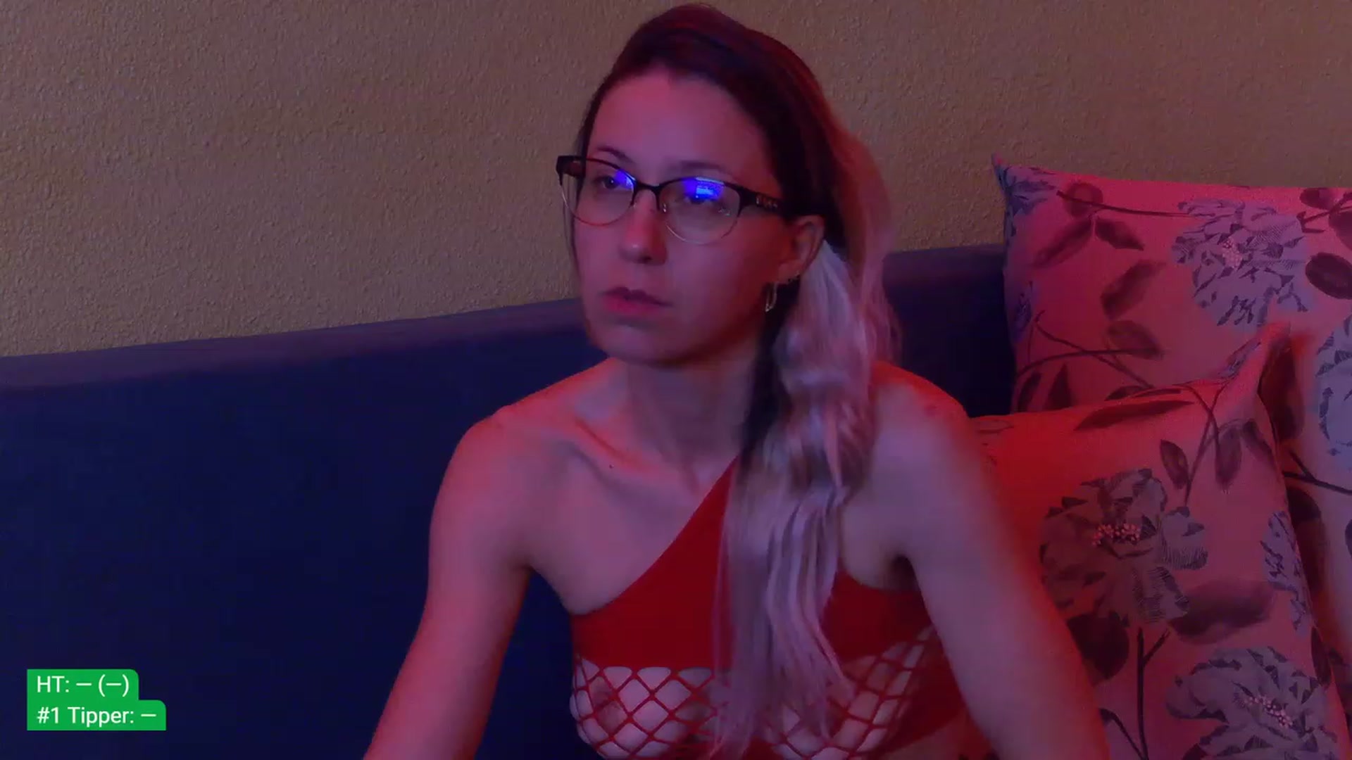 Gallery image thumbnail from aydenbelle's myfreecams stream on, 11/12/2023, 03:21 image 2 of 20