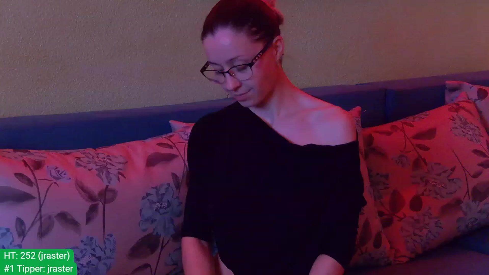 Gallery image thumbnail from aydenbelle's myfreecams stream on, 12/30/2023, 04:11 image 18 of 20