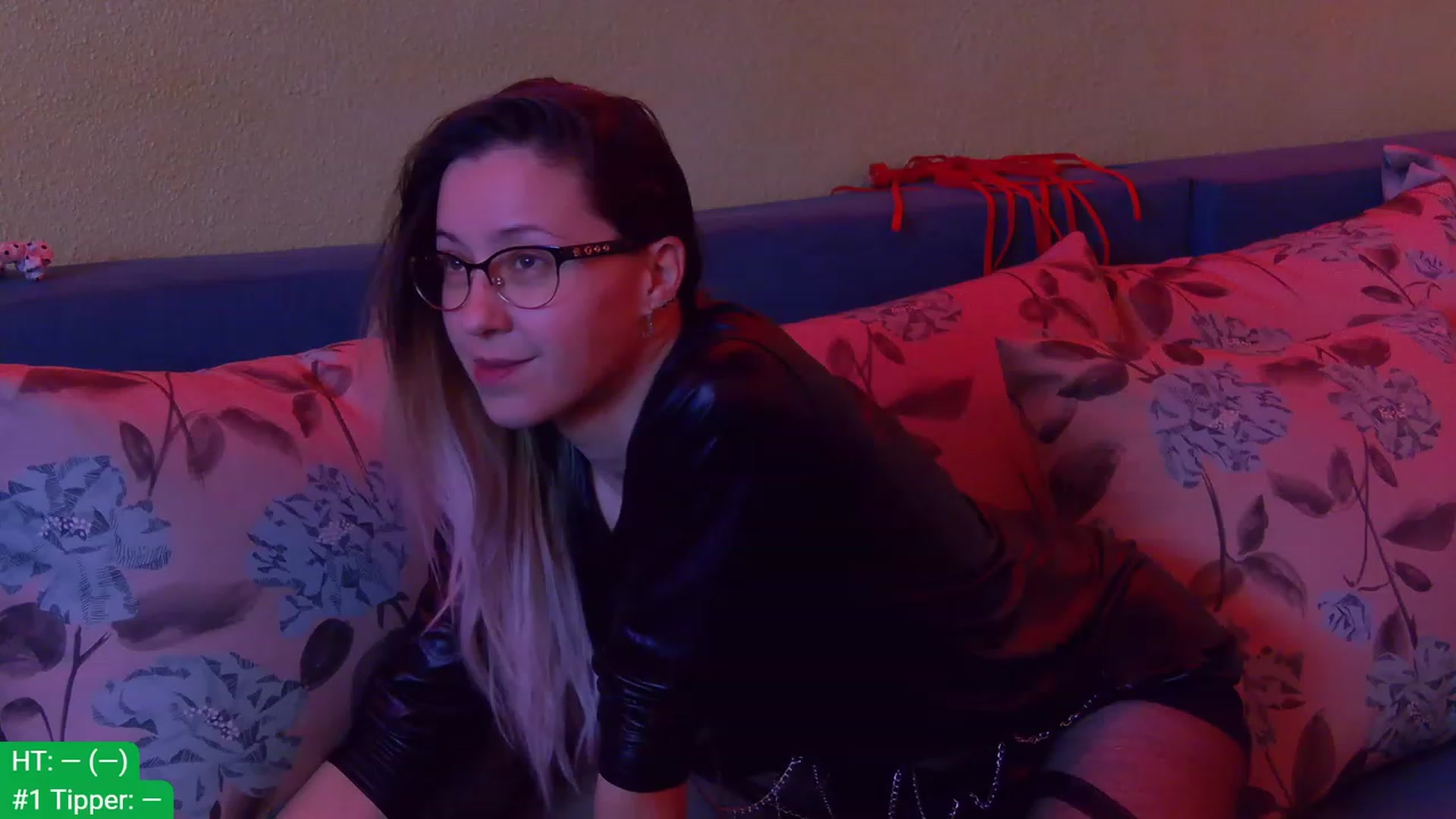 Gallery image thumbnail from aydenbelle's myfreecams stream on, 01/19/2024, 01:09 image 1 of 20