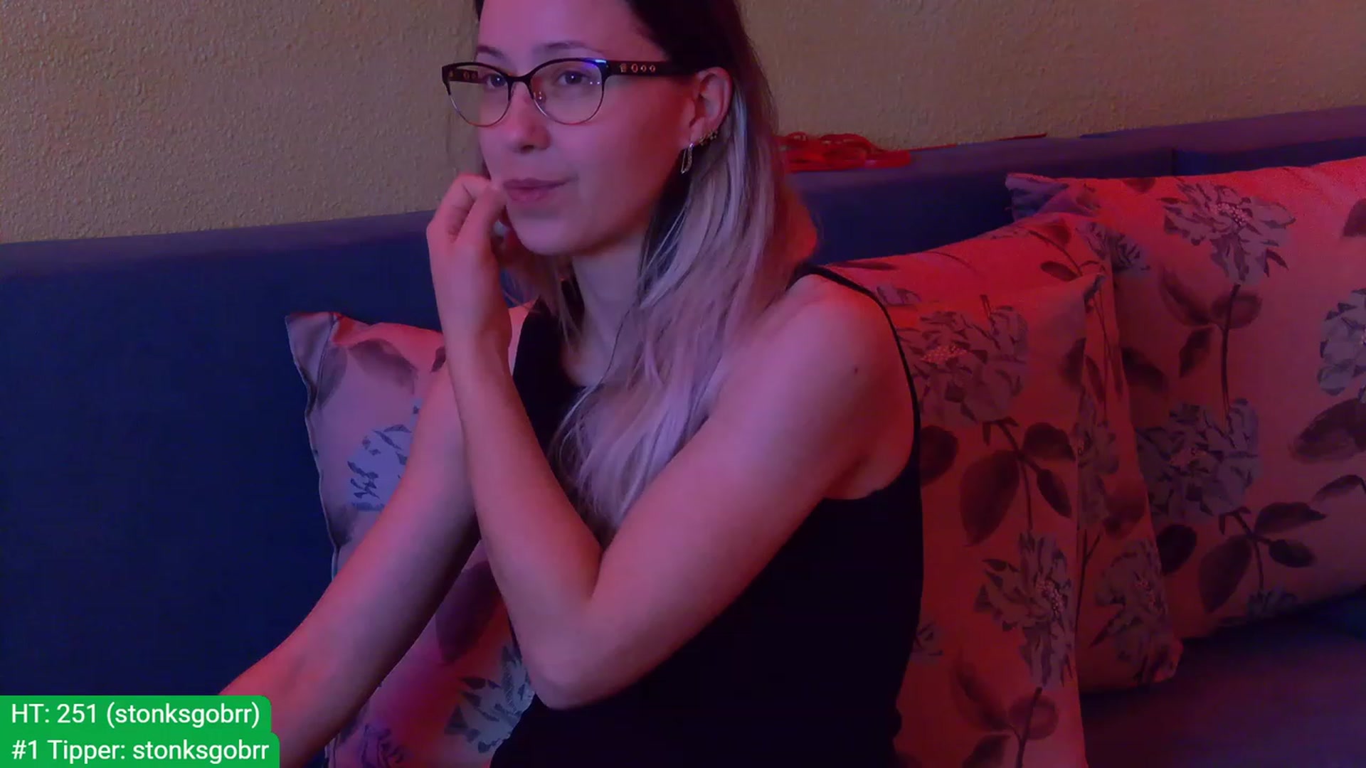 Gallery image thumbnail from aydenbelle's myfreecams stream on, 02/21/2024, 05:00 image 10 of 20