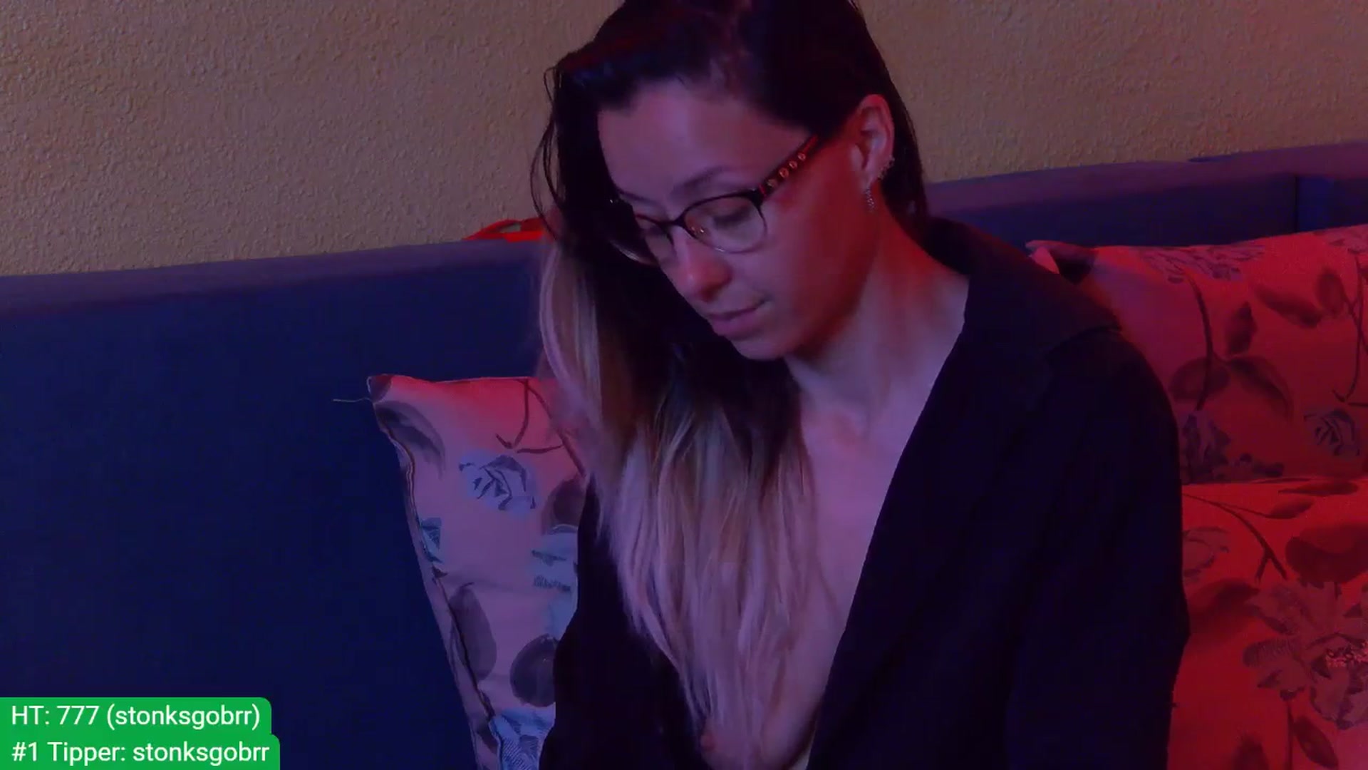 Gallery image thumbnail from aydenbelle's myfreecams stream on, 04/18/2024, 04:56 image 15 of 20