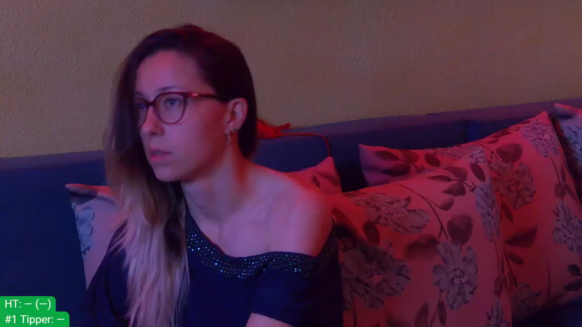 Gallery image thumbnail from aydenbelle's myfreecams stream on, 05/02/2024, 04:09 image 1 of 20
