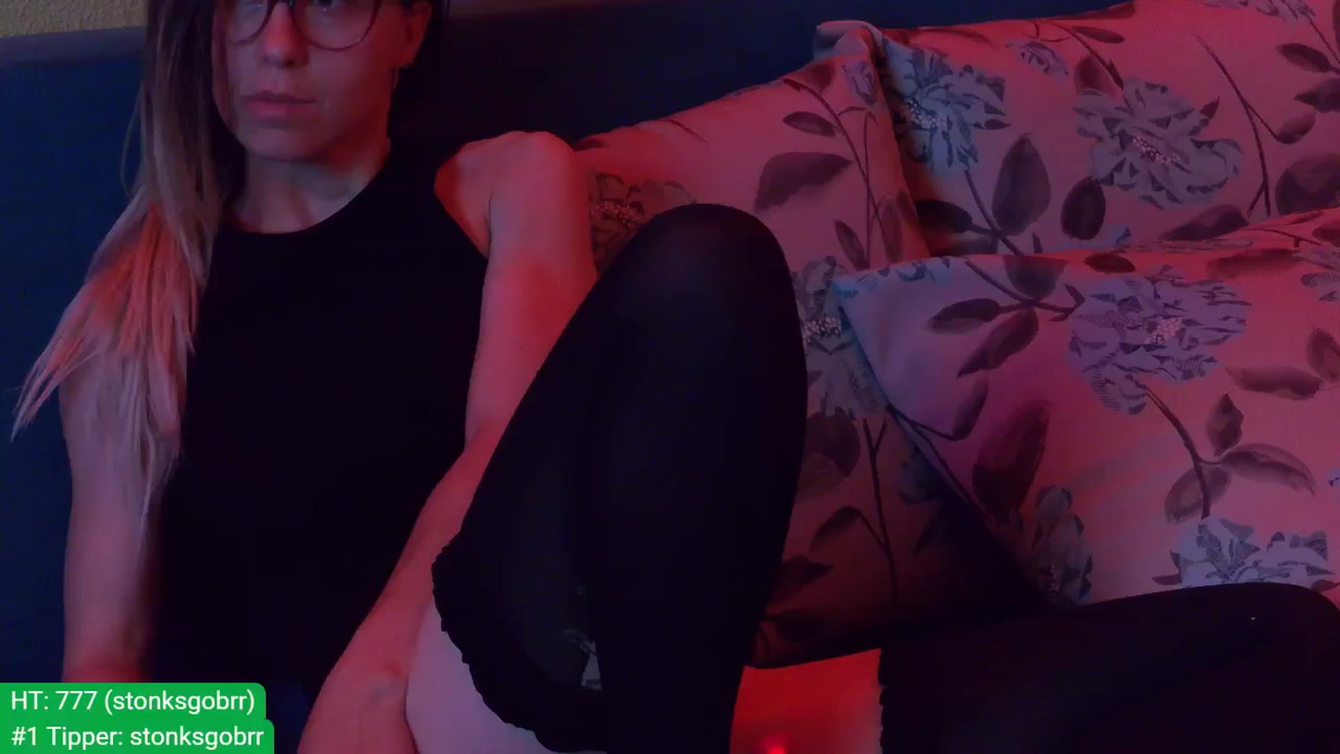 Gallery image thumbnail from aydenbelle's myfreecams stream on, 05/28/2024, 04:03 image 10 of 20