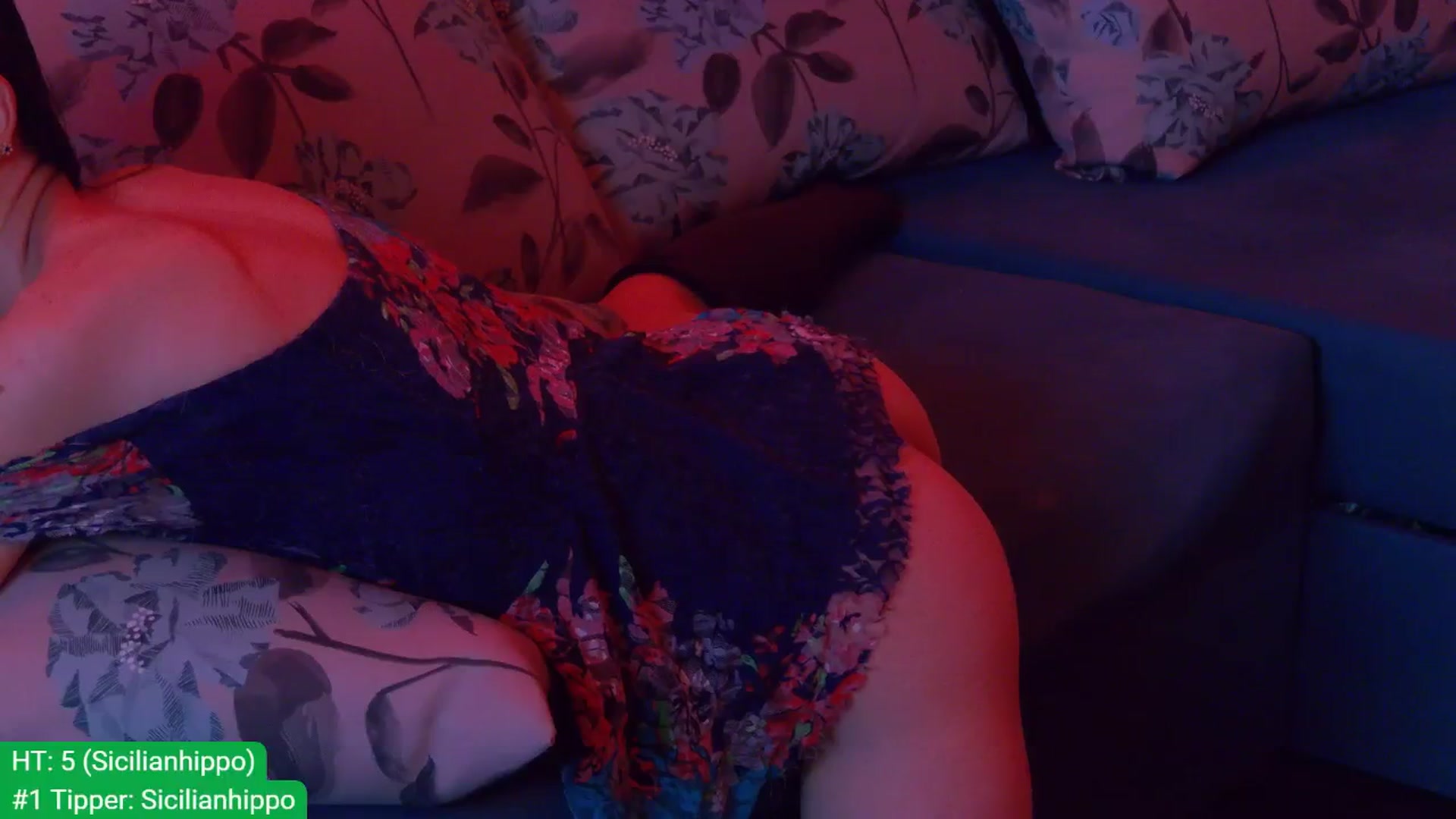 Gallery image thumbnail from aydenbelle's myfreecams stream on, 06/05/2024, 04:16 image 9 of 20