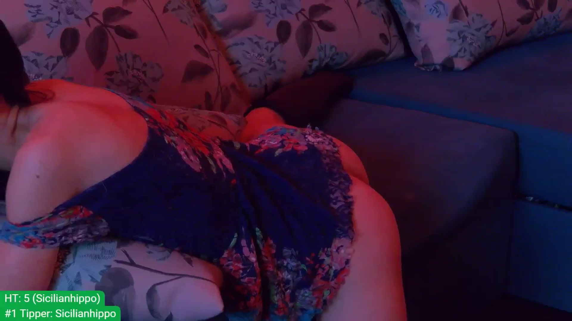 Gallery image thumbnail from aydenbelle's myfreecams stream on, 06/05/2024, 04:16 image 15 of 20