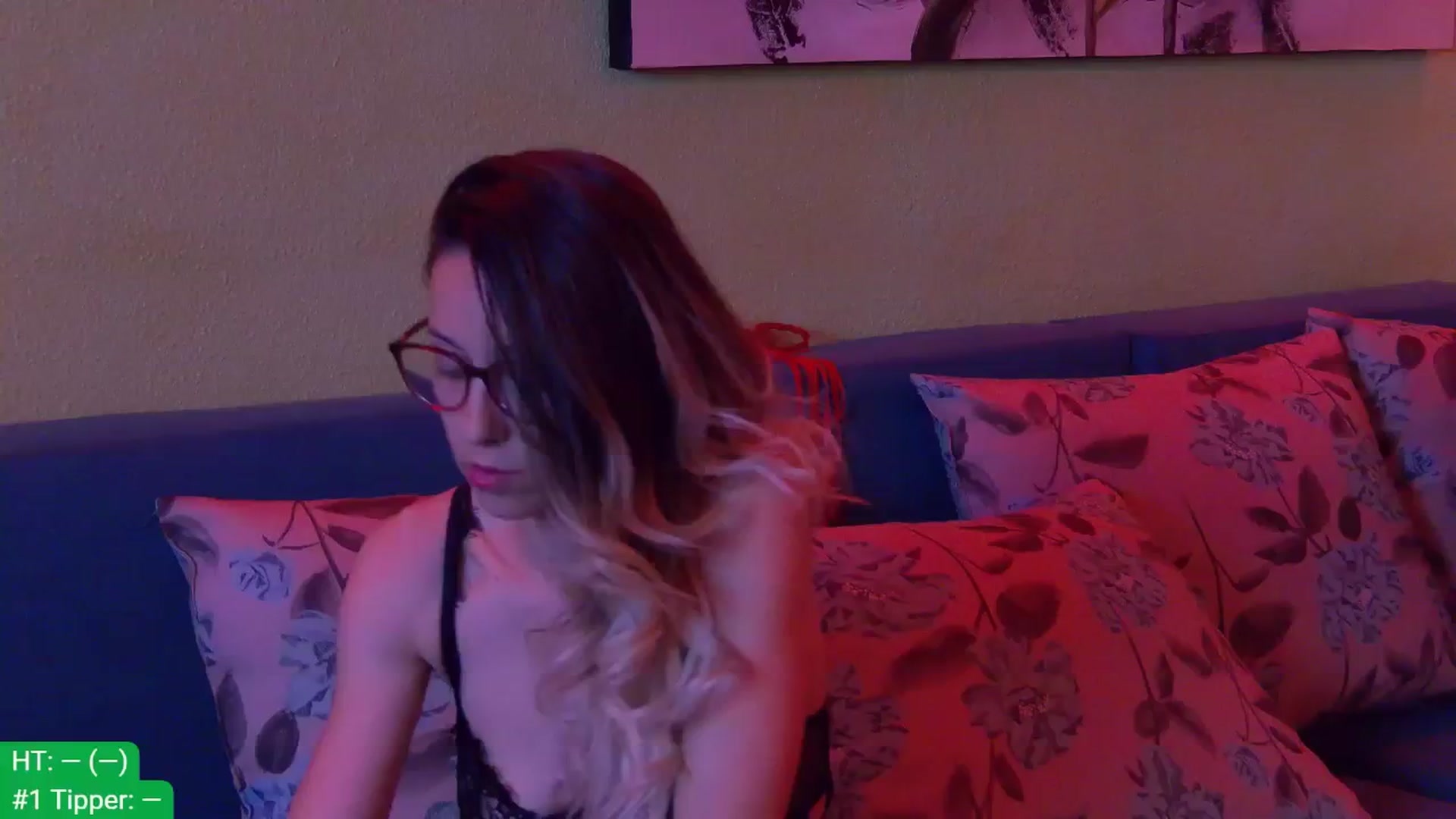 Gallery image thumbnail from aydenbelle's myfreecams stream on, 06/17/2024, 01:33 image 1 of 20