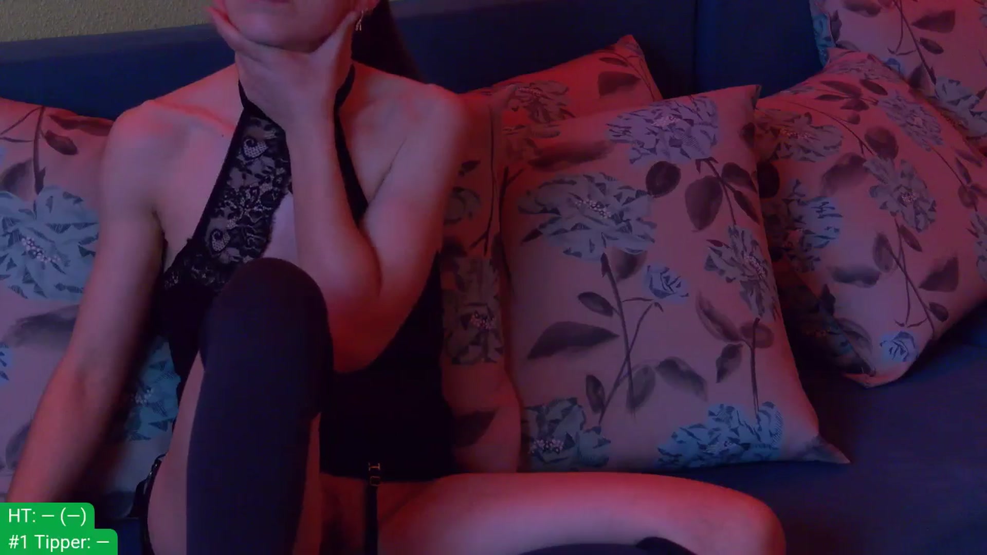 Gallery image thumbnail from aydenbelle's myfreecams stream on, 03/13/2025, 23:50 image 13 of 20