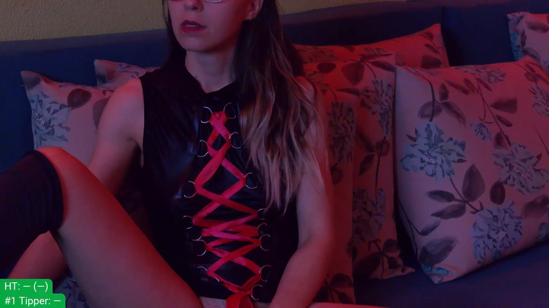 Gallery image thumbnail from aydenbelle's myfreecams stream on, 04/15/2025, 01:39 image 18 of 20