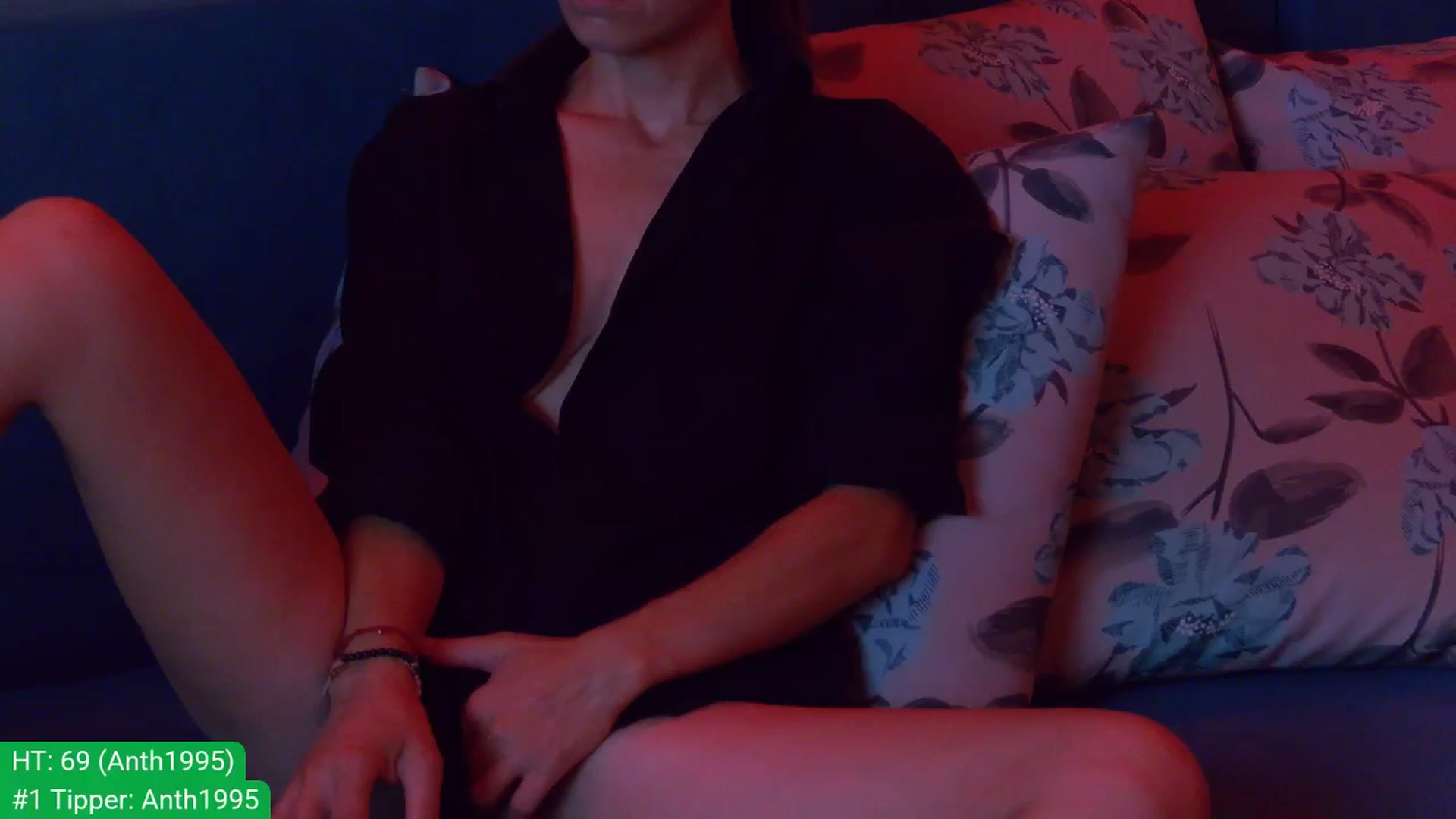 Gallery image thumbnail from aydenbelle's myfreecams stream on, 08/11/2025, 04:04 image 6 of 20