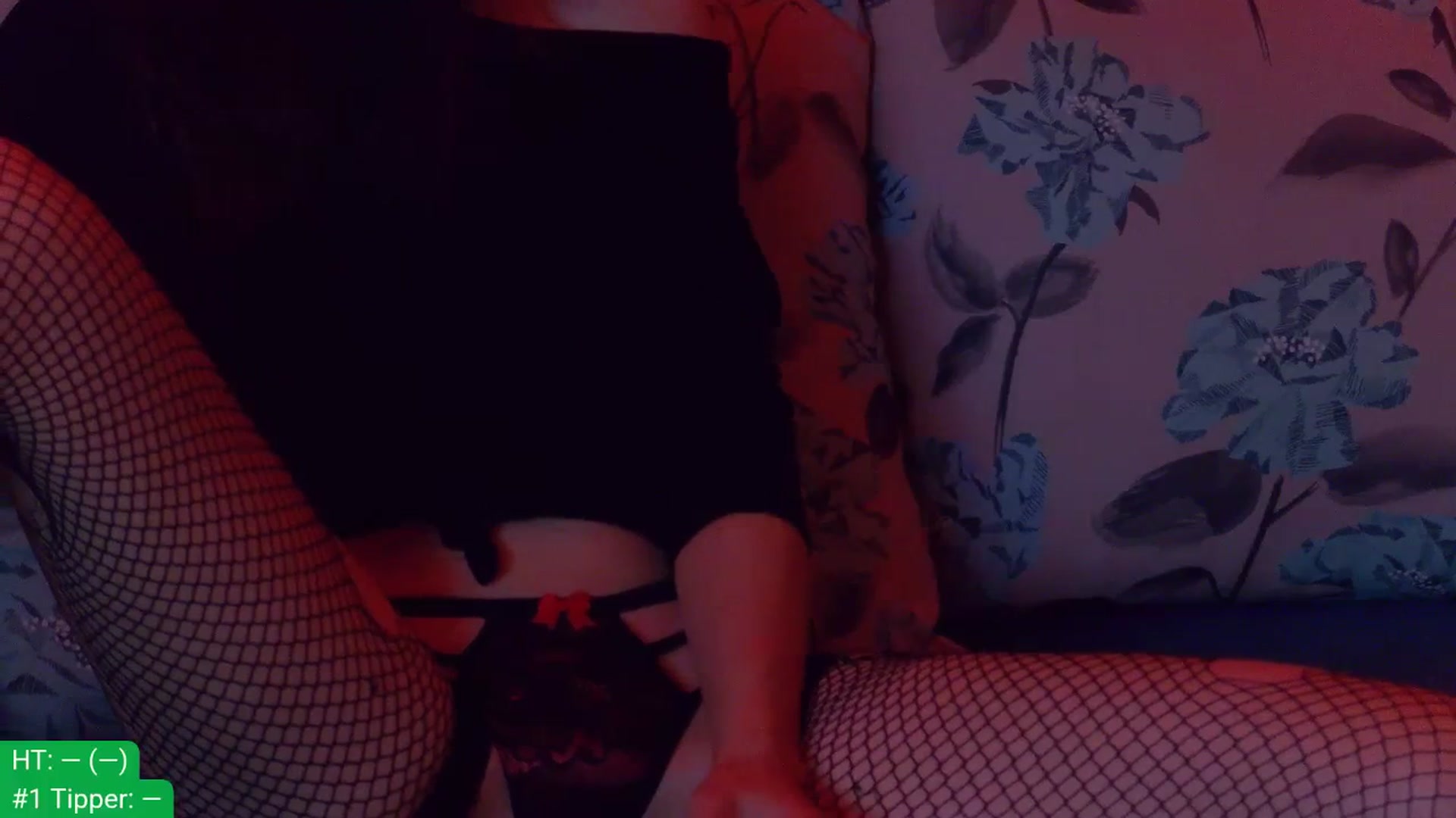 Gallery image thumbnail from aydenbelle's myfreecams stream on, 10/16/2025, 21:11 image 15 of 20