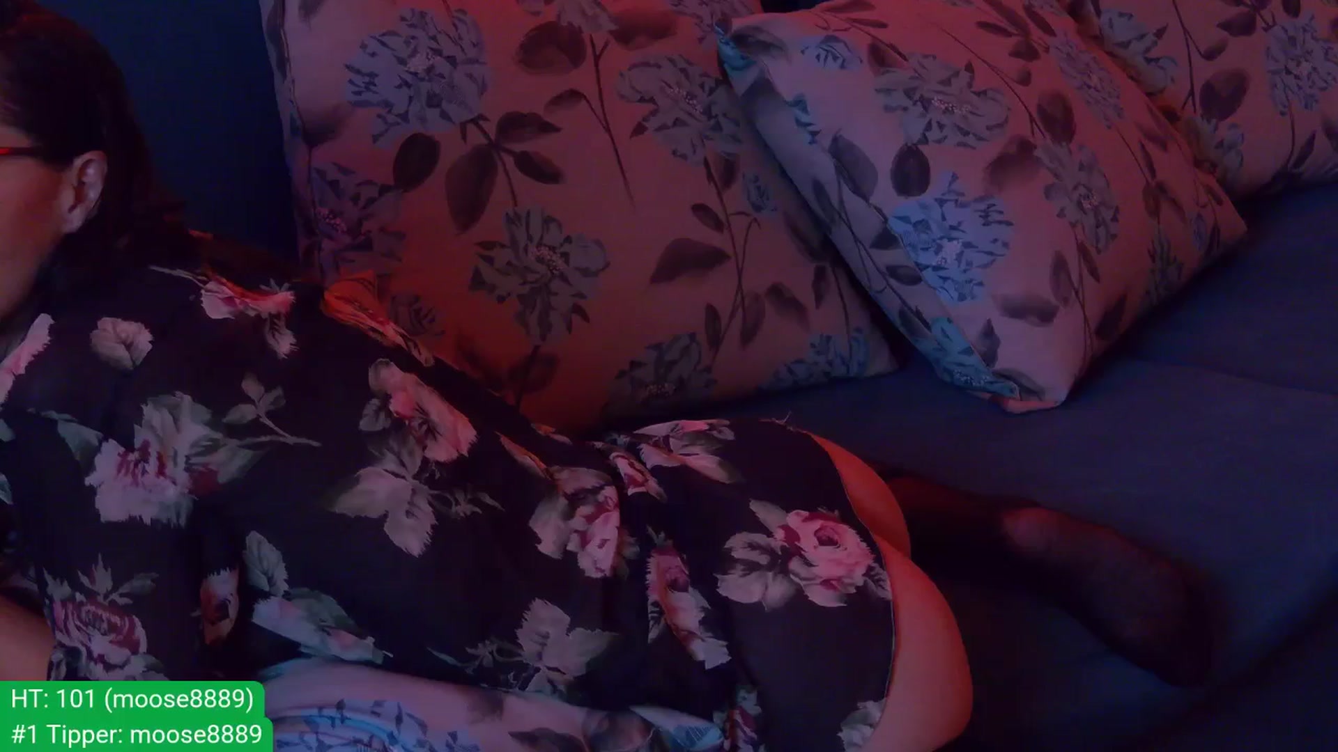 Gallery image thumbnail from aydenbelle's myfreecams stream on, 11/17/2025, 24:42 image 1 of 20