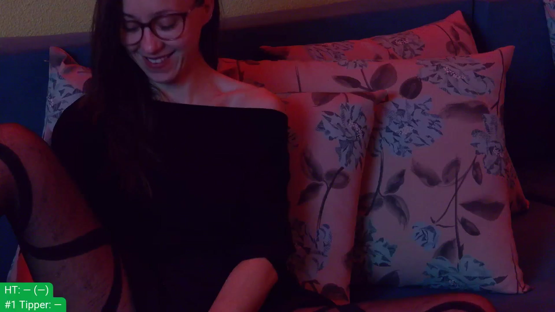 Gallery image thumbnail from aydenbelle's myfreecams stream on, 12/08/2025, 24:46 image 2 of 20