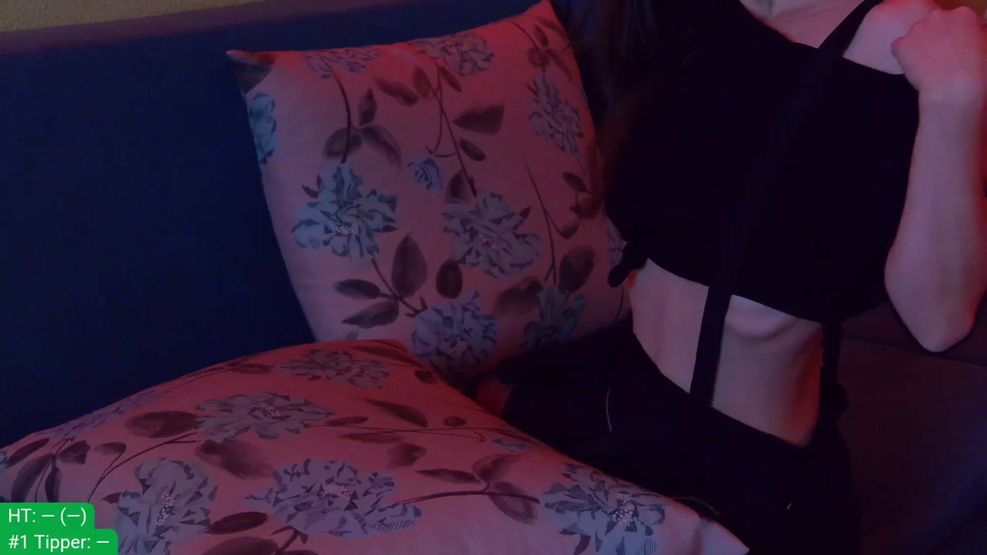 Gallery image thumbnail from aydenbelle's myfreecams stream on, 12/08/2025, 24:46 image 6 of 20