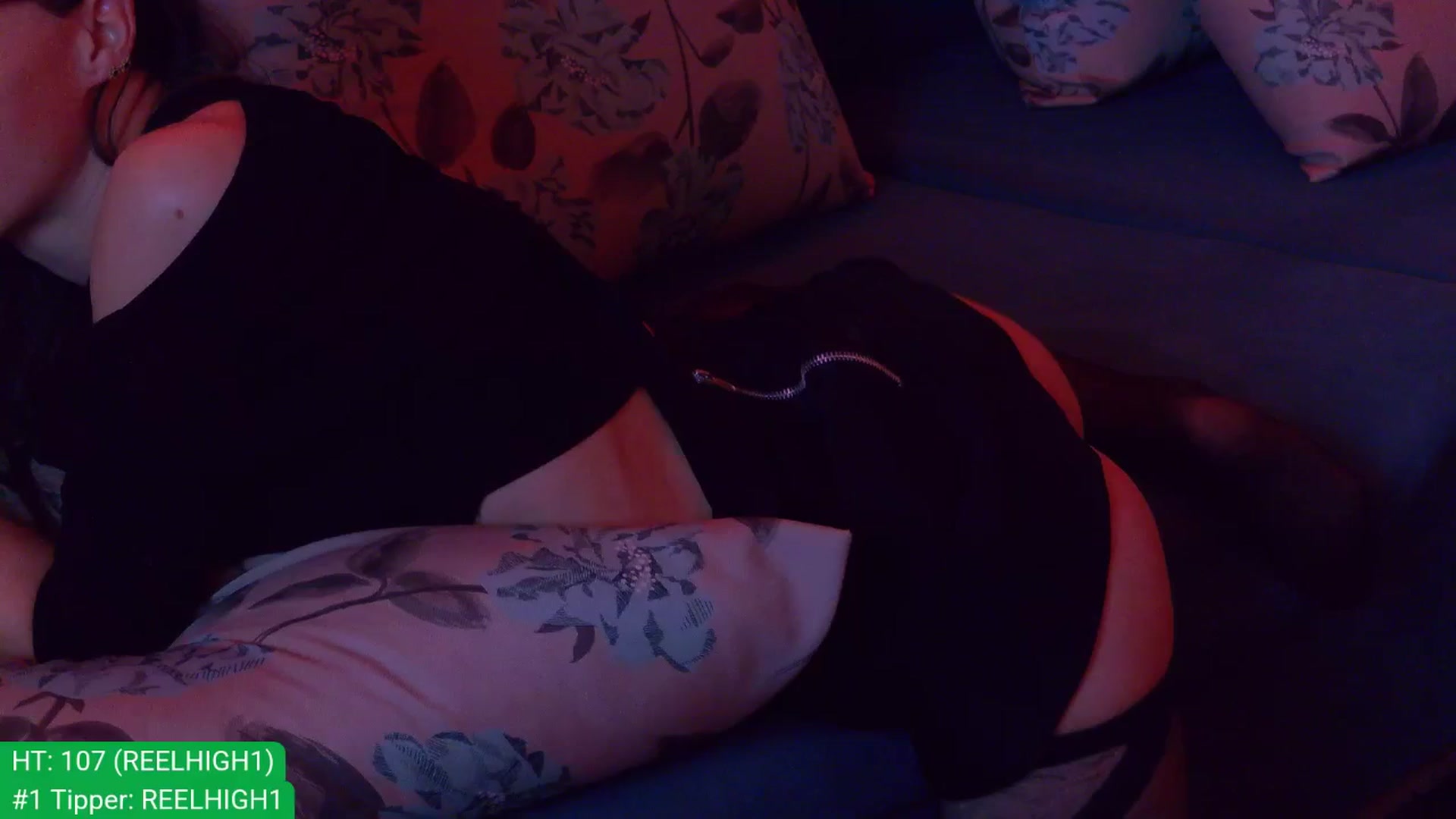 Gallery image thumbnail from aydenbelle's myfreecams stream on, 12/08/2025, 24:46 image 14 of 20