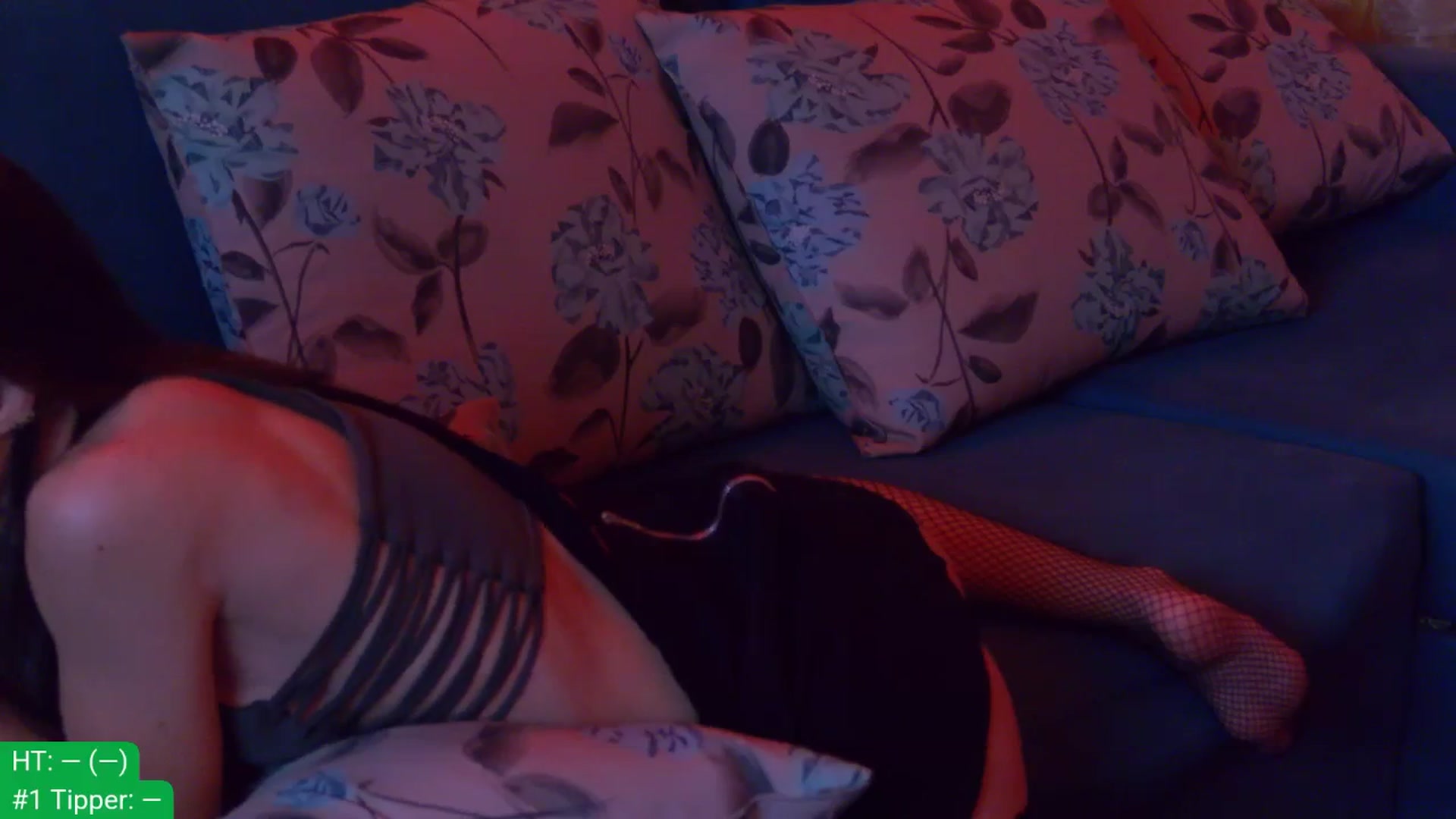Gallery image thumbnail from aydenbelle's myfreecams stream on, 12/16/2025, 01:36 image 17 of 20