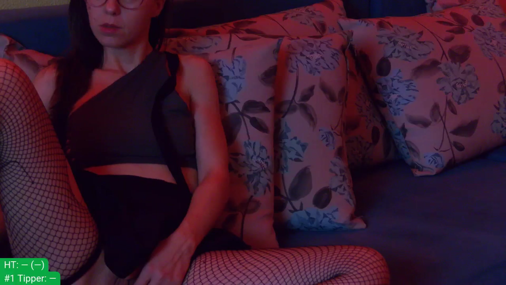 Gallery image thumbnail from aydenbelle's myfreecams stream on, 12/16/2025, 01:36 image 3 of 20