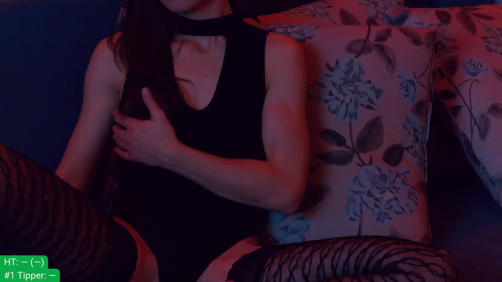 Gallery image thumbnail from aydenbelle's myfreecams stream on, 12/17/2025, 01:17 image 15 of 20