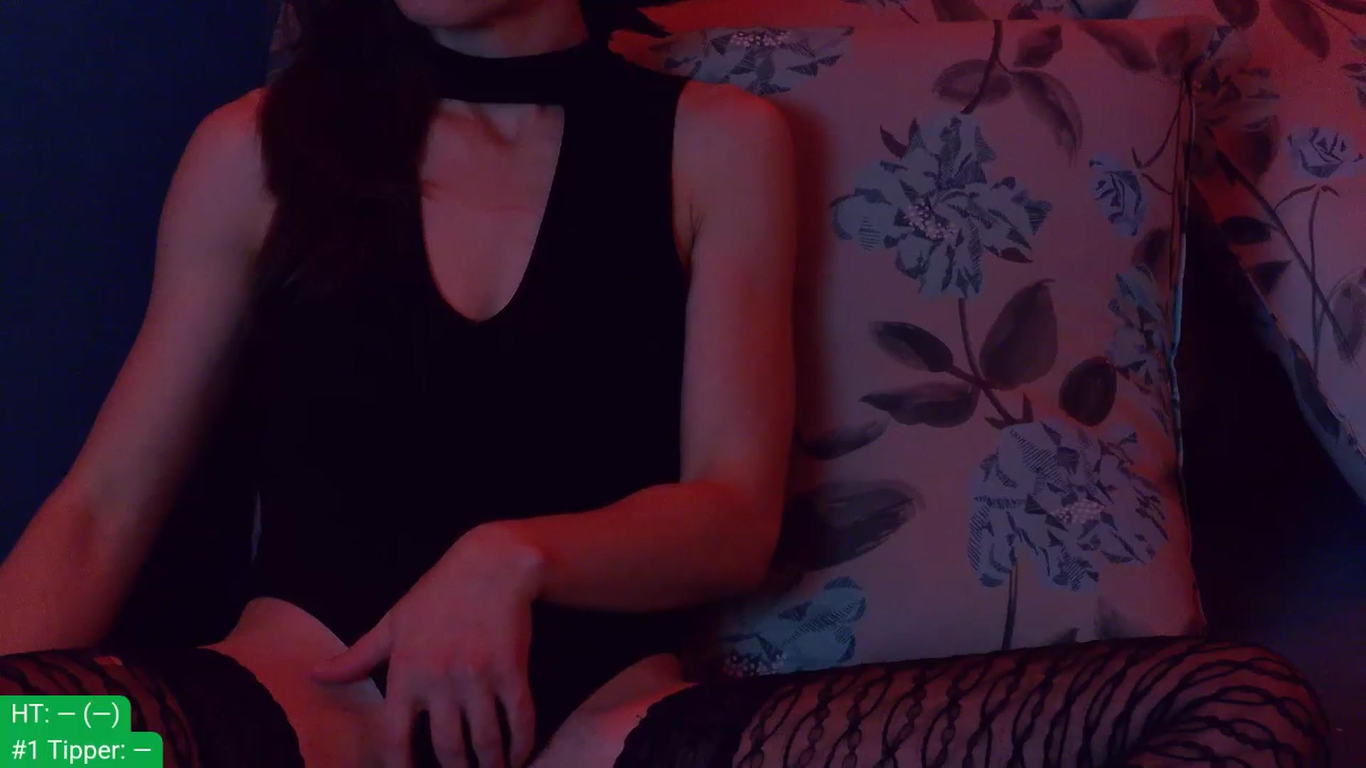 Gallery image thumbnail from aydenbelle's myfreecams stream on, 12/17/2025, 01:17 image 7 of 20